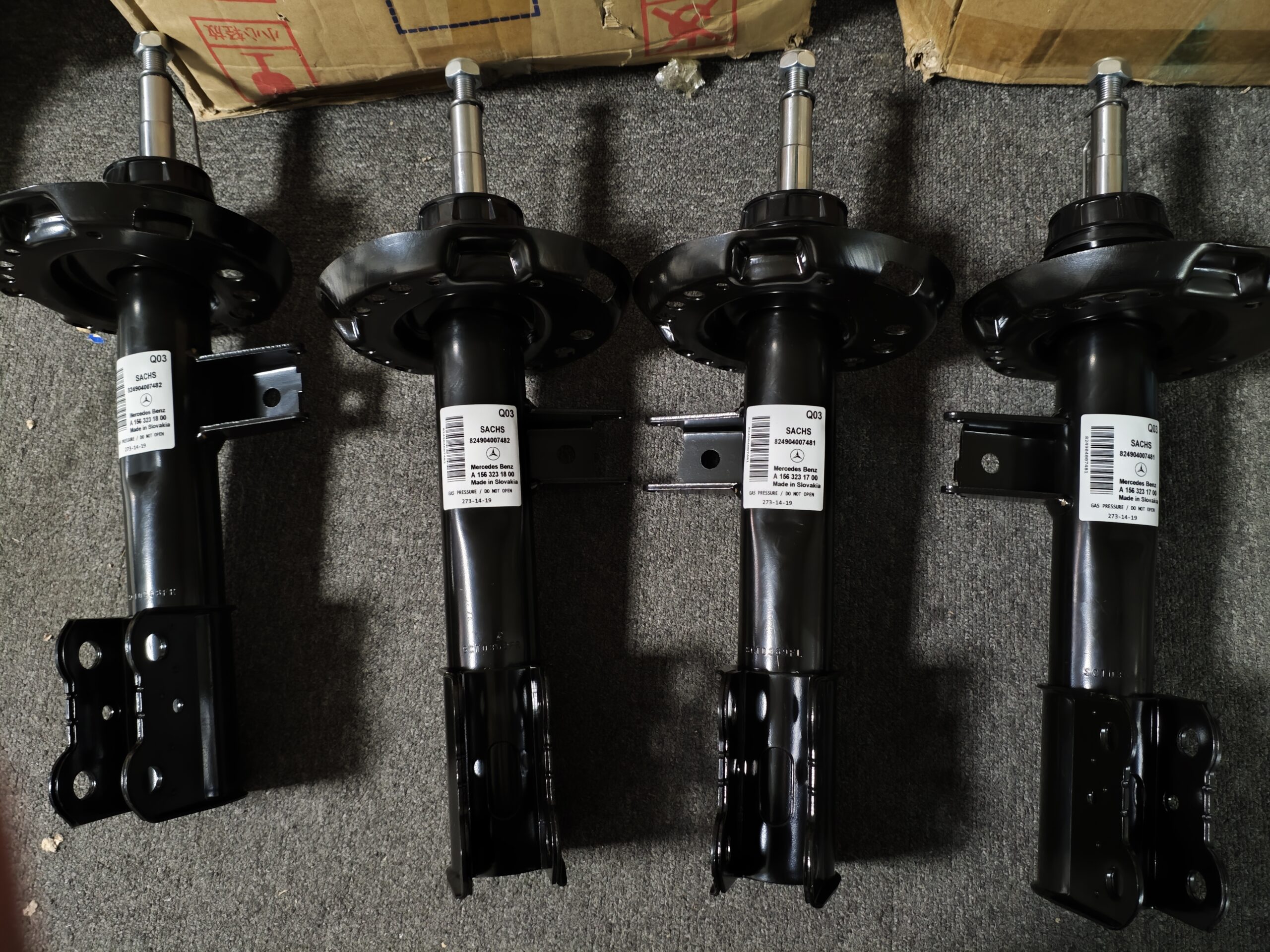 MERCEDES-BENZ  W246  W242 C177 X156 Front Left&Front Right Shock-Absorber Strut  A1563231800 A1563231700 - 画像 (4)