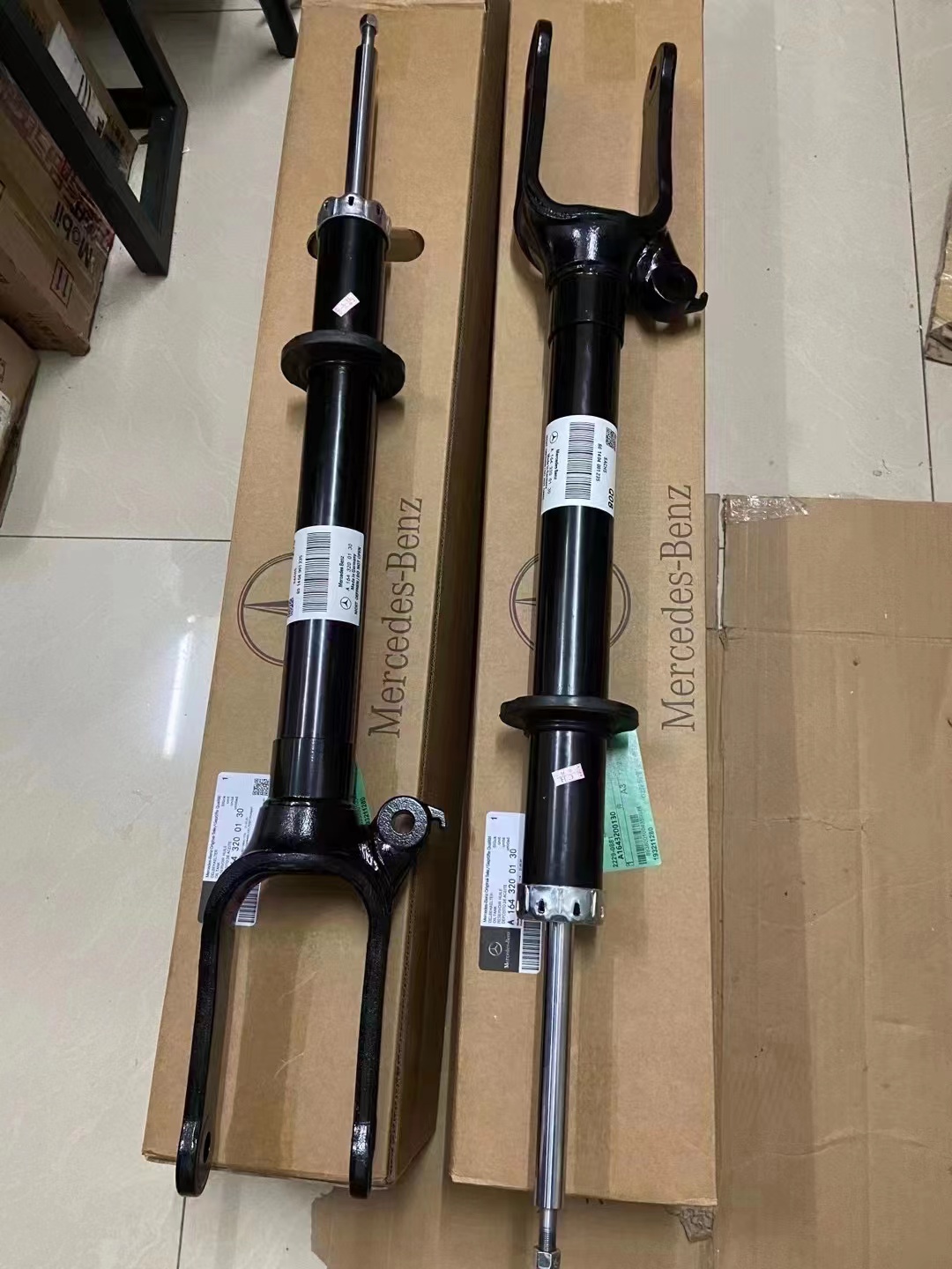 MERCEDES-BENZ  W164 Front Shock Absorber 1643200130 1643200230  A1643200130 A1643200230 - 图片 2