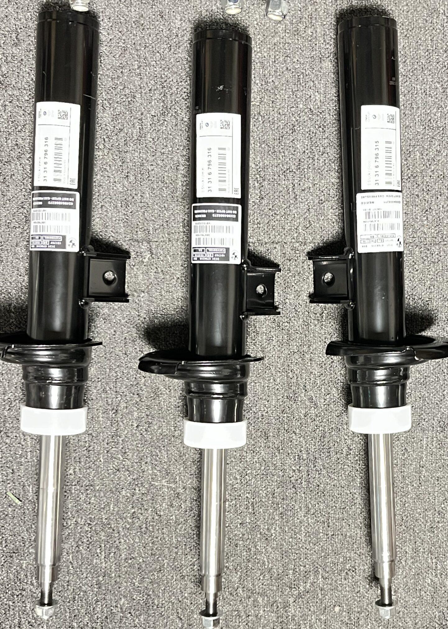 BMW  F25 Shock Absorber   31316796315 31316796316  31316796409 31316796410 31316796417 31316796418 - 画像 (3)