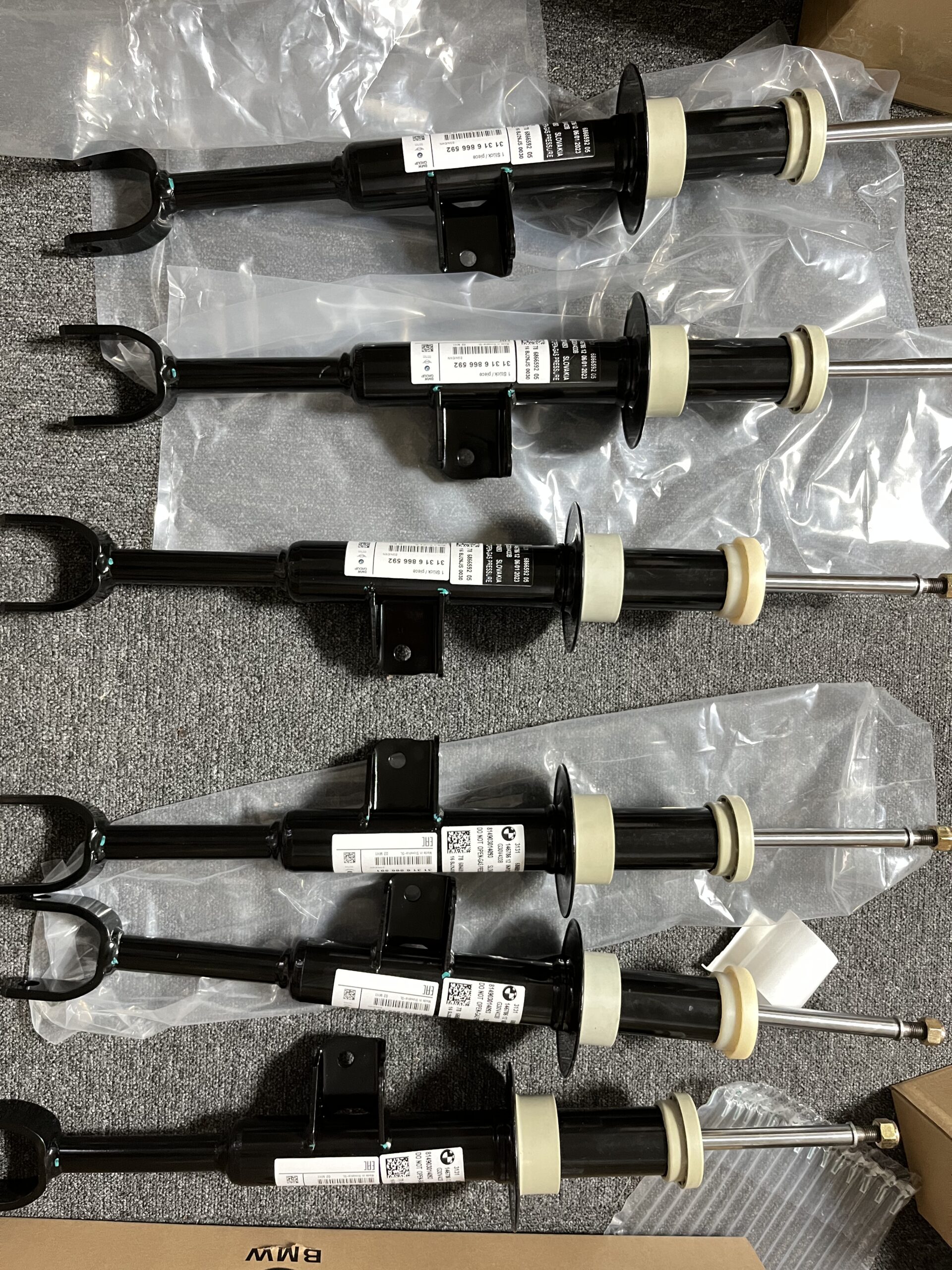 BMW Front Left&Font Rigth Shock Absorber Spring Strut 31316866591 31316866592 - 画像 (1)