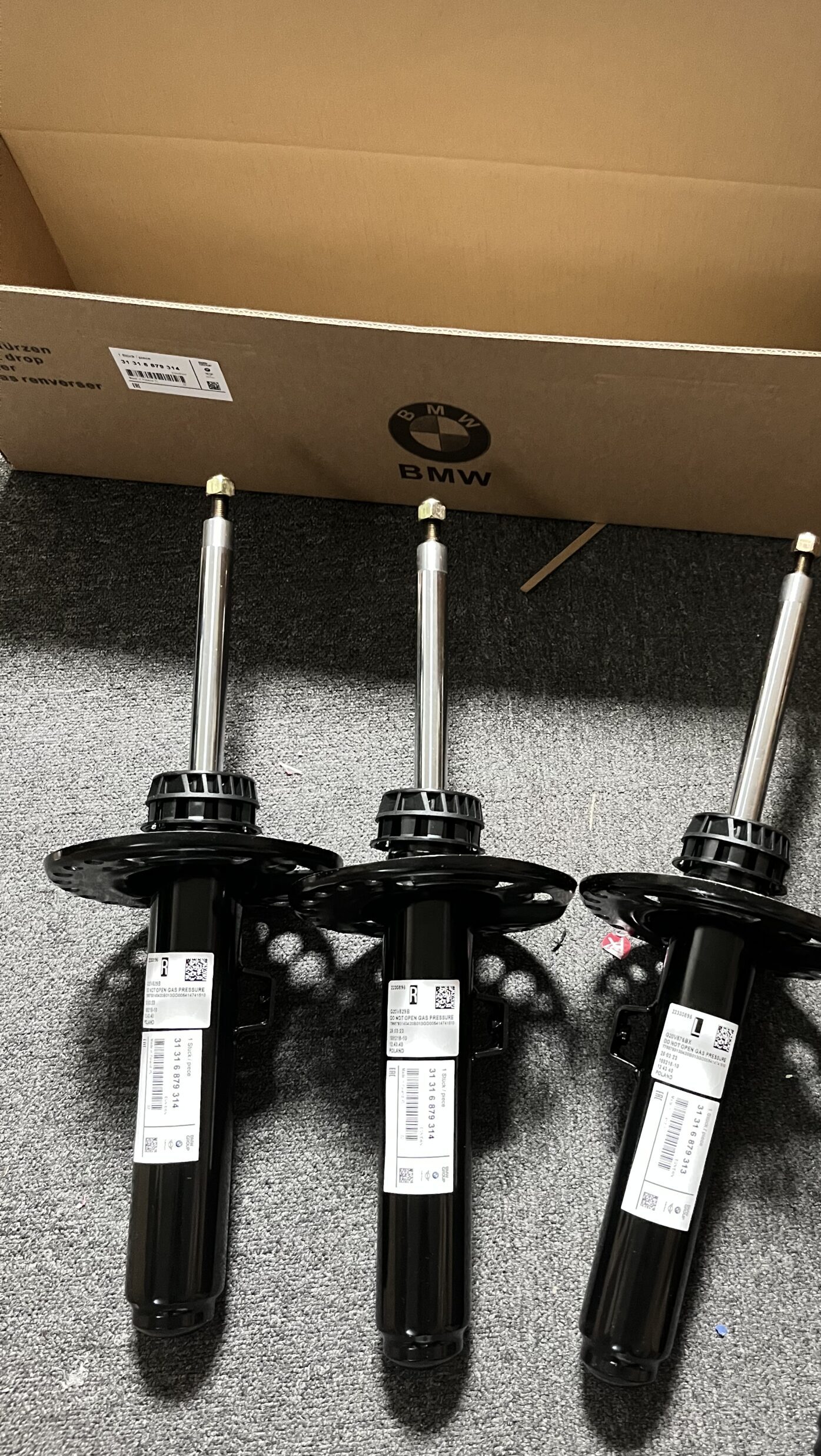BMW G20 G28 Suspension Strut G20 G28 31316879314 31316879313 - 画像 (1)