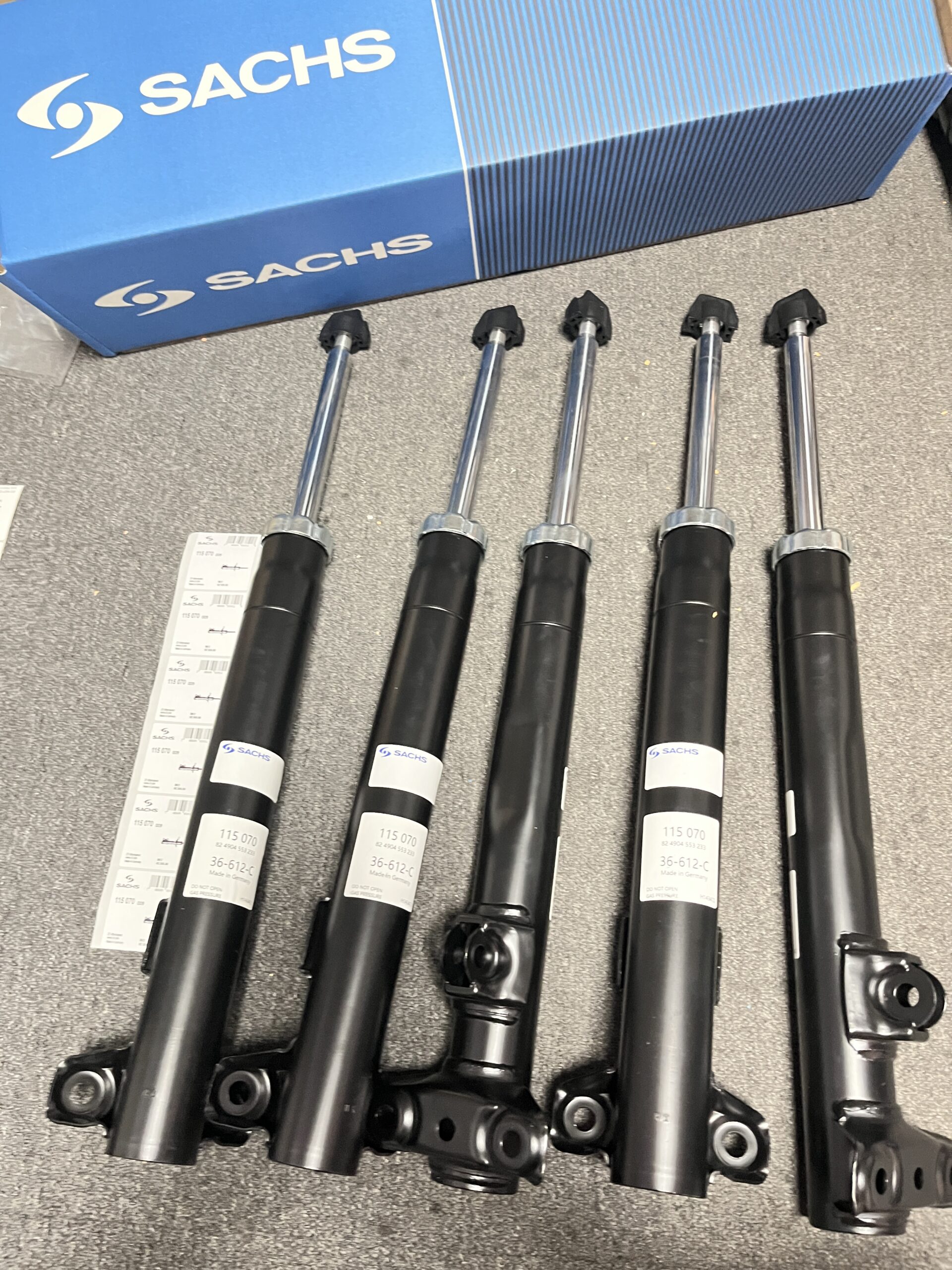 MERCEDES-BENZ W201 Shock Absorber F A1243200430 A1243203430 A1243204130 A2013203930 A1243206430 A2013201330 A2013204430 SACHS 1150701 141500115055  141500115485  824904013649  824904553230 824904553232 824904 553233 824904553262  824904553278 824904553281  824904553291 - 图片 2