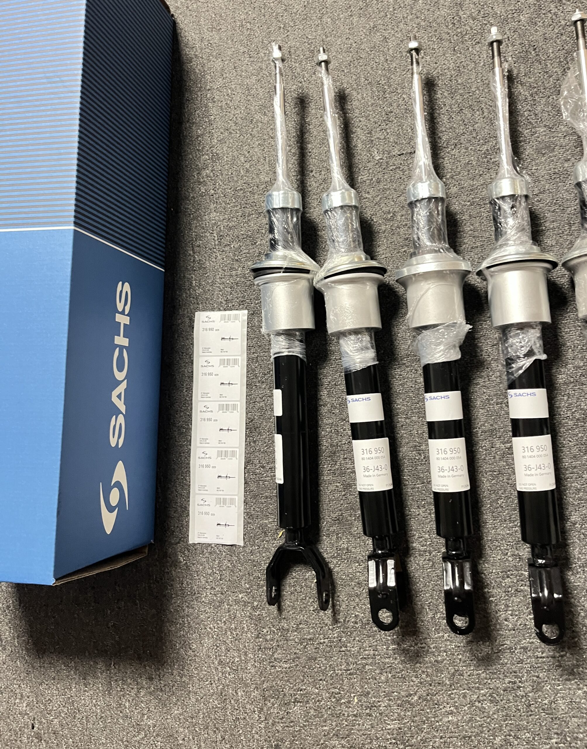 MERCEDES-BENZ   W211 S211 Shock Absorber  A2113200013 A2113201013 A2113201913 A2113202338 A2113204013 A2113206613 SACHS 300144  312562 312563  312565  316950 - 图片 2