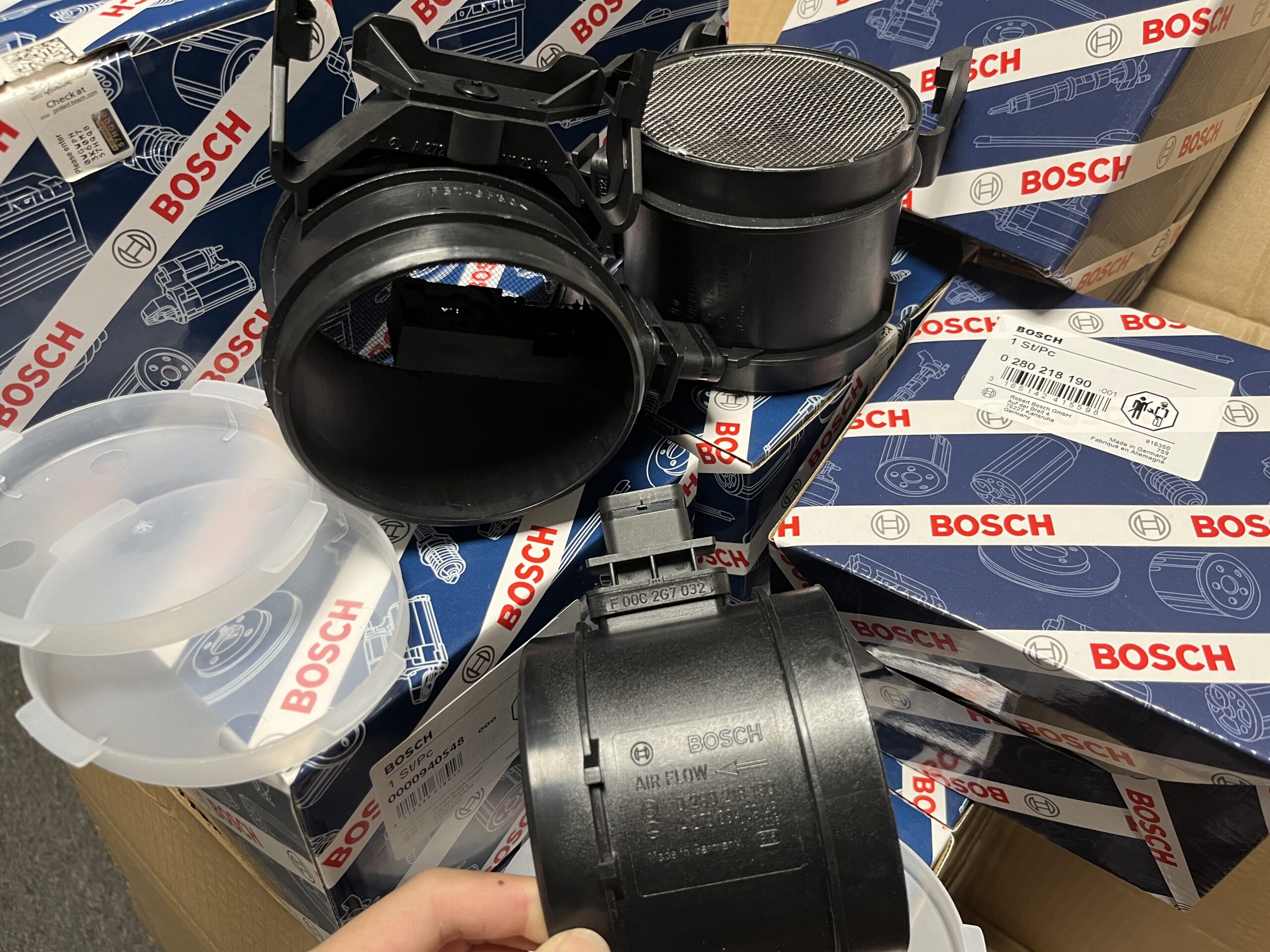 MERCEDES-BENZ W203 W204 W164 CL203 A207 W463 W639 X164 S212 W211   Air Mass Meter BOSCH  0280218190 A2730940548  A2730940648 A273094748 A2730940848 A2730940948 A273094094880 - 图片 1