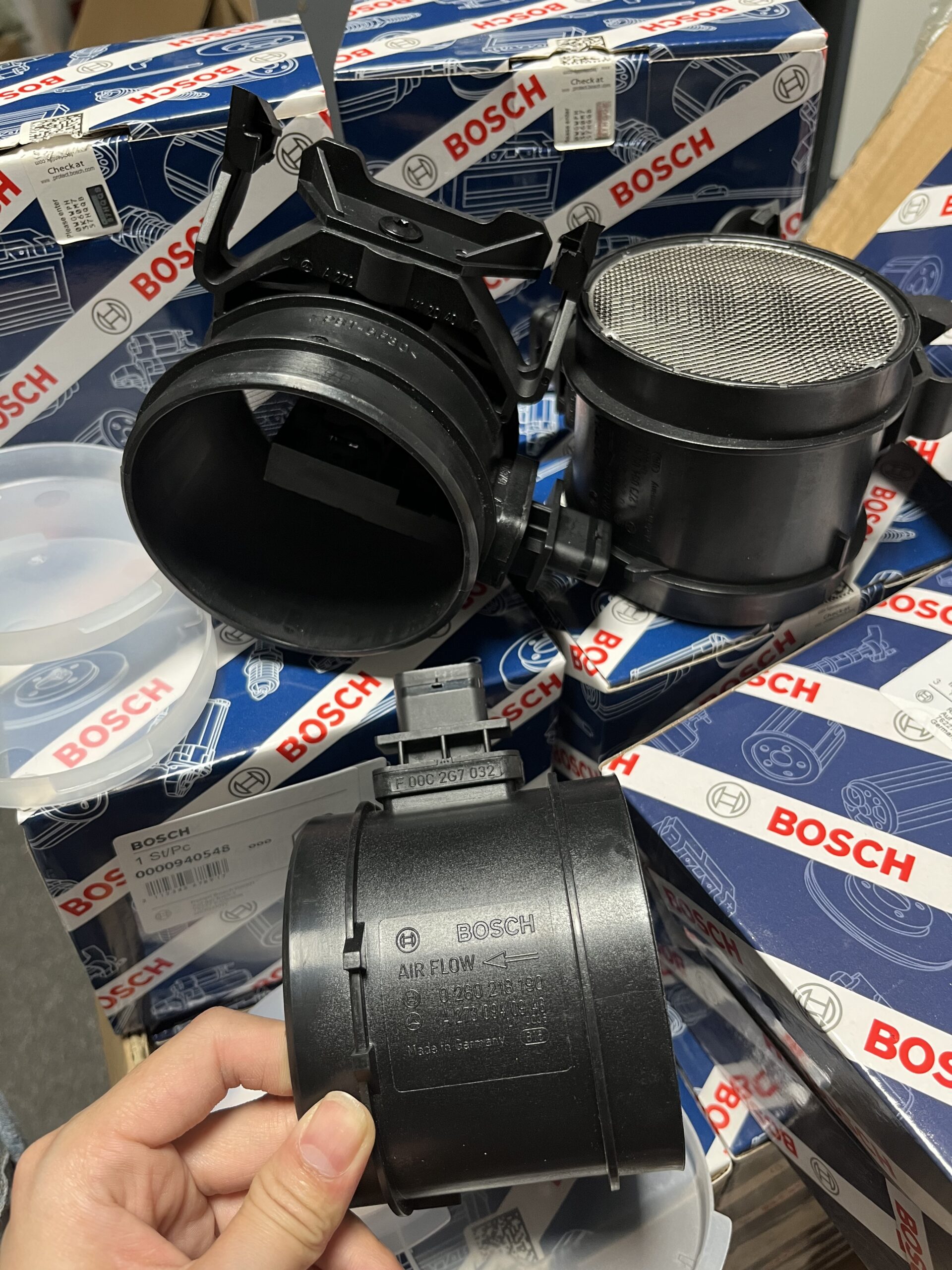 MERCEDES-BENZ W203 W204 W164 CL203 A207 W463 W639 X164 S212 W211   Air Mass Meter BOSCH  0280218190 A2730940548  A2730940648 A273094748 A2730940848 A2730940948 A273094094880 - 图片 2