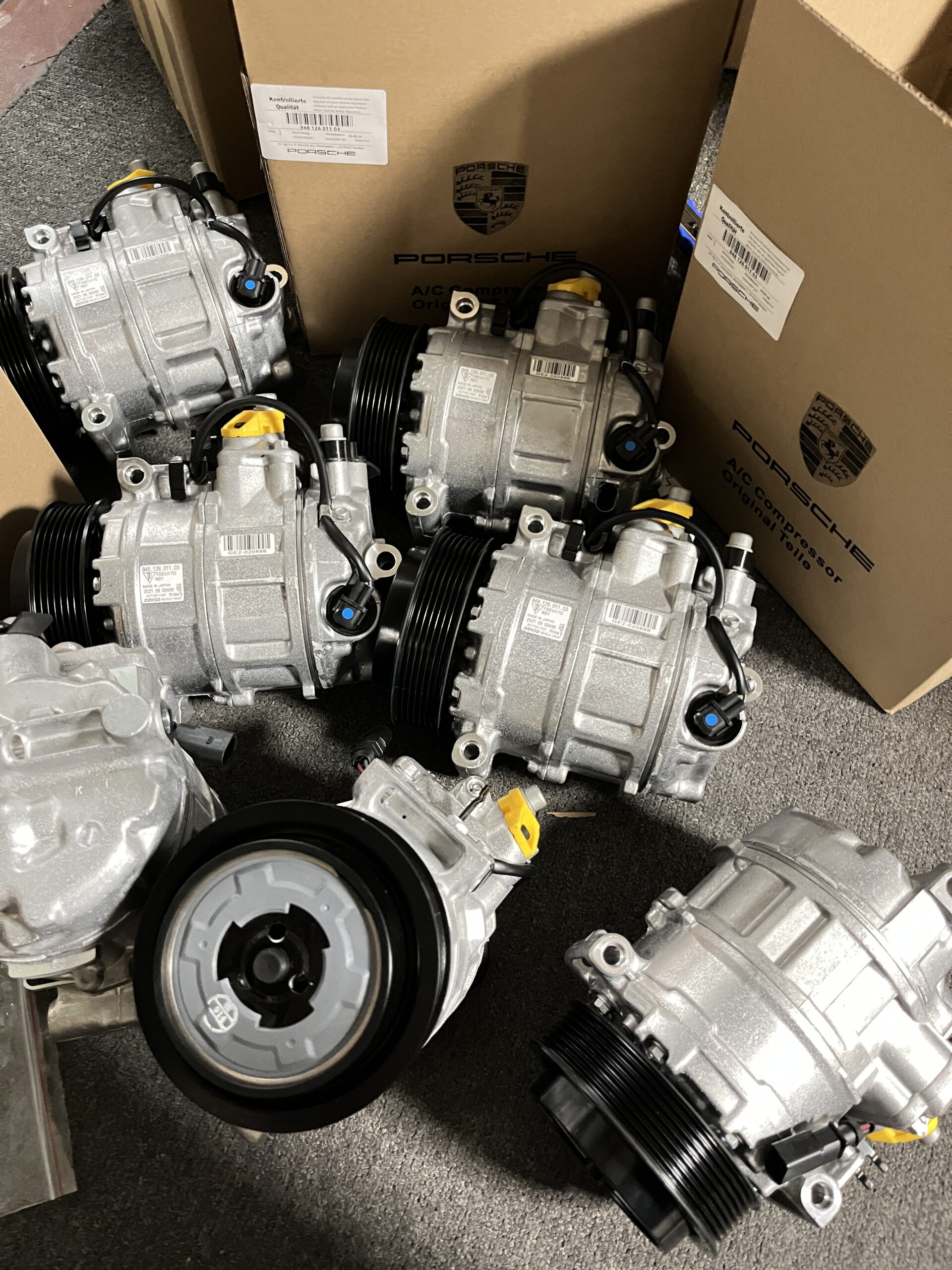 Porsche Panamera 970 A/C Compressor 94812601103 94812601102  97012601102 97012601105 - Image 2