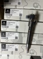 MERCEDES-BENZ W639 Diesel Fuel Injector   6460700487 64607004870080 A6460700487A64607004870080