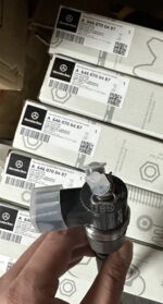 MERCEDES-BENZ W639 Diesel Fuel Injector   6460700487 64607004870080 A6460700487A64607004870080 - Image 2