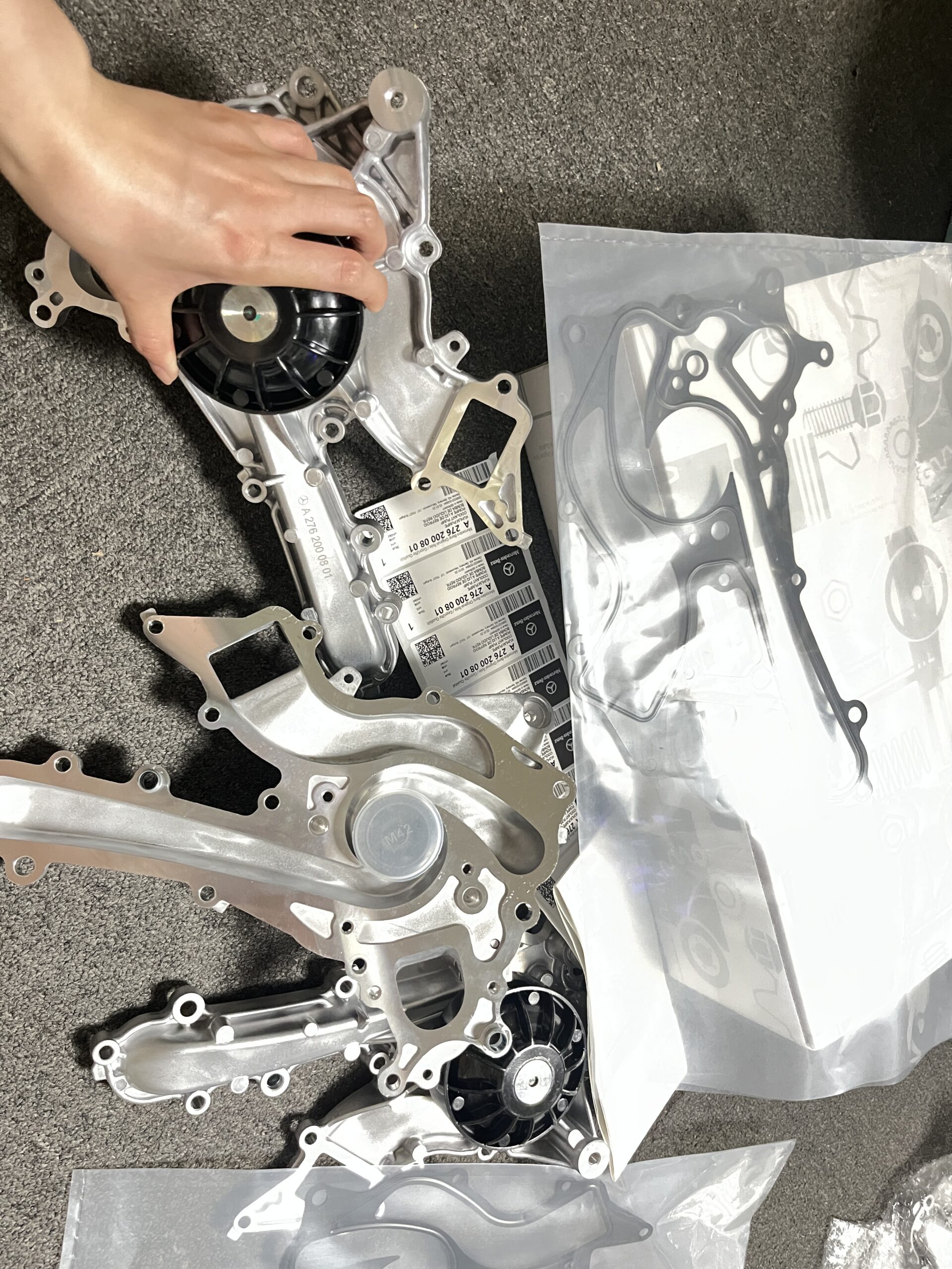MERCEDES-BENZ C400 ML400 C450 Water Pump  2762000801 276200080180 - 图片 2