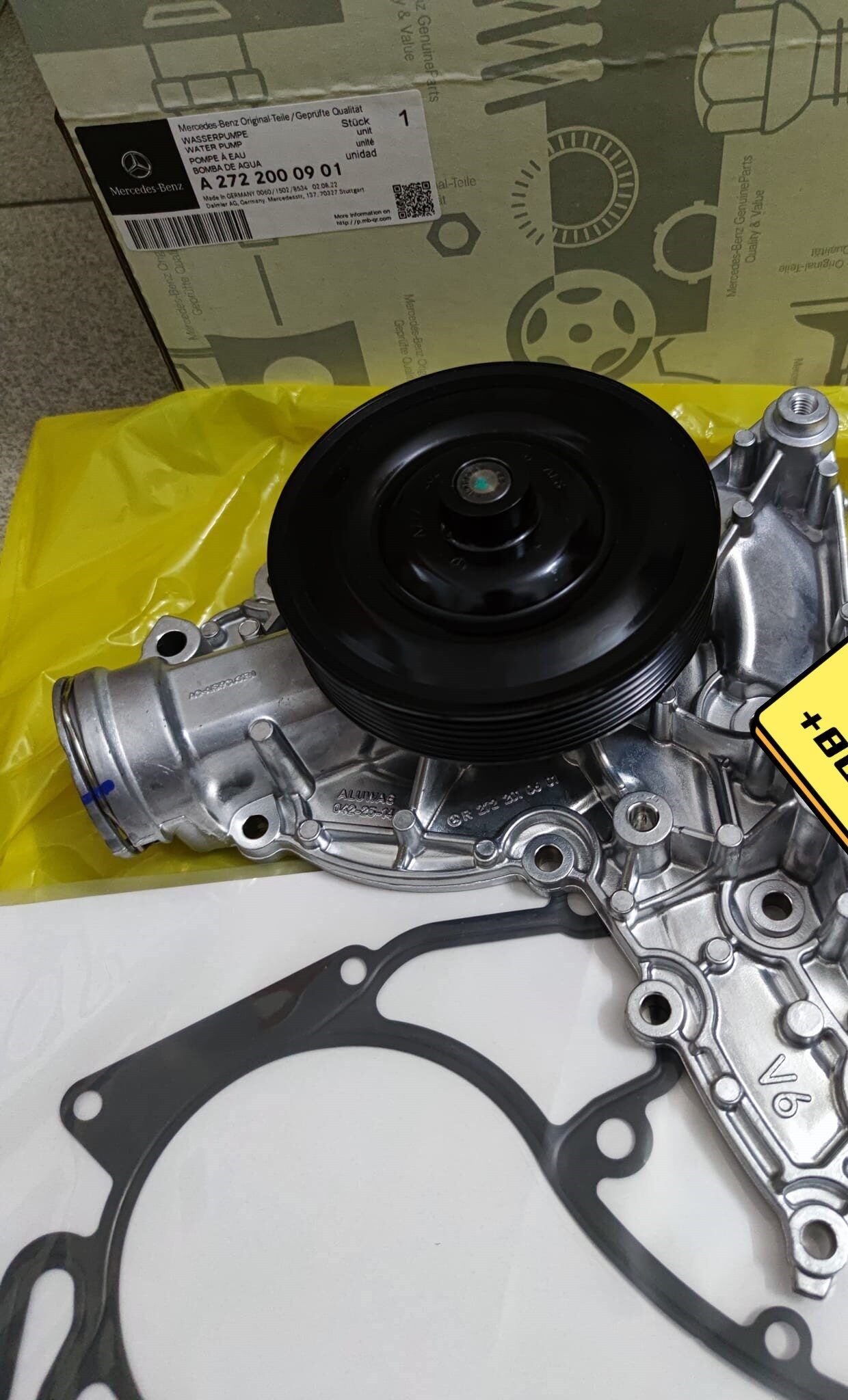 MERCEDES-BENZ W204 W203  Engine water pump 2722000901 272200090170 A272200090180 - 图片 2
