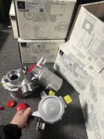 MERCEDES-BENZ W205 W212 W213 X253 R172  Electric Engine Water Pump  2742000107  2742000207  2742002700  A2742000107 A2742000207  A2742002700