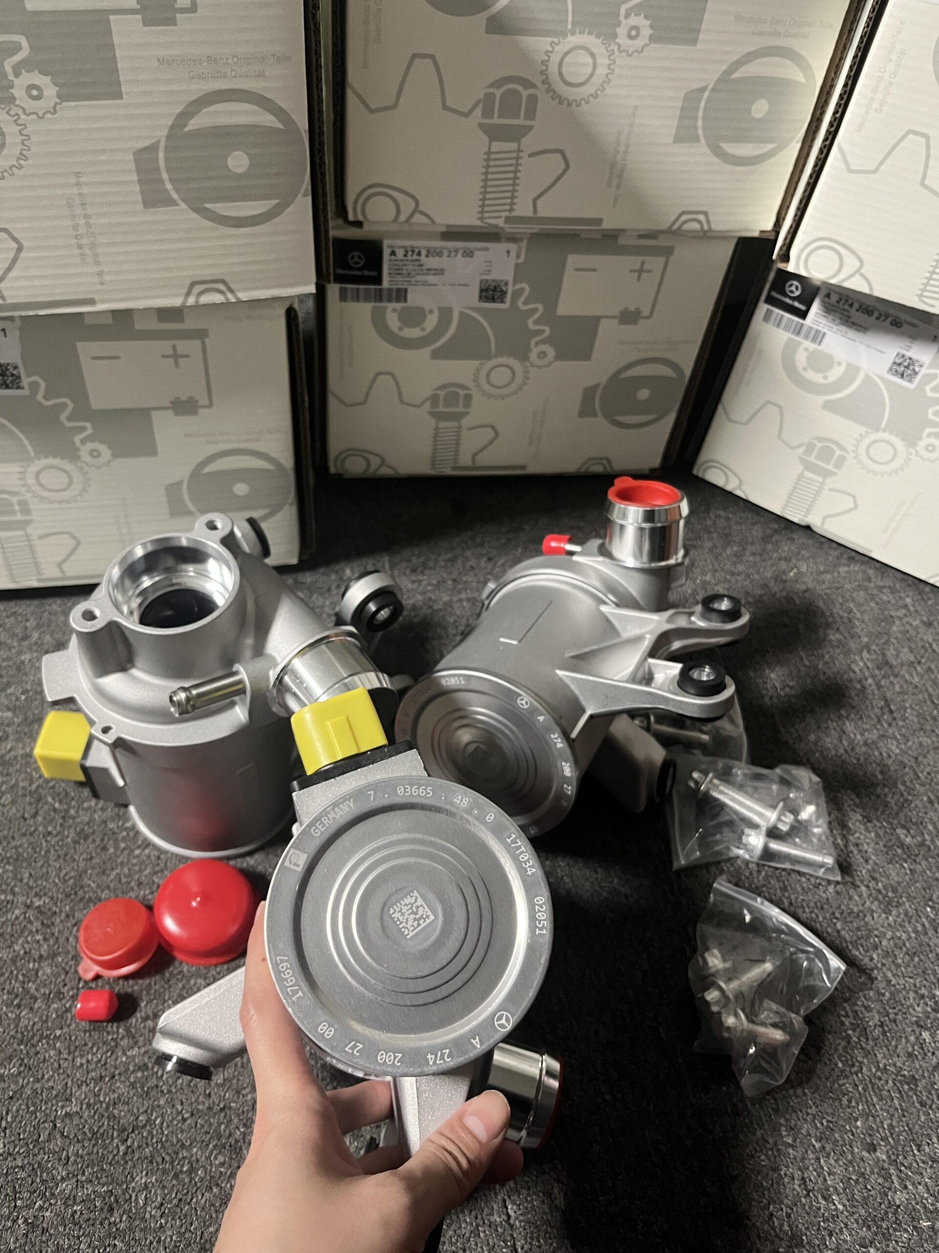 MERCEDES-BENZ W205 W212 W213 X253 R172  Electric Engine Water Pump  2742000107  2742000207  2742002700  A2742000107 A2742000207  A2742002700 - Image 4