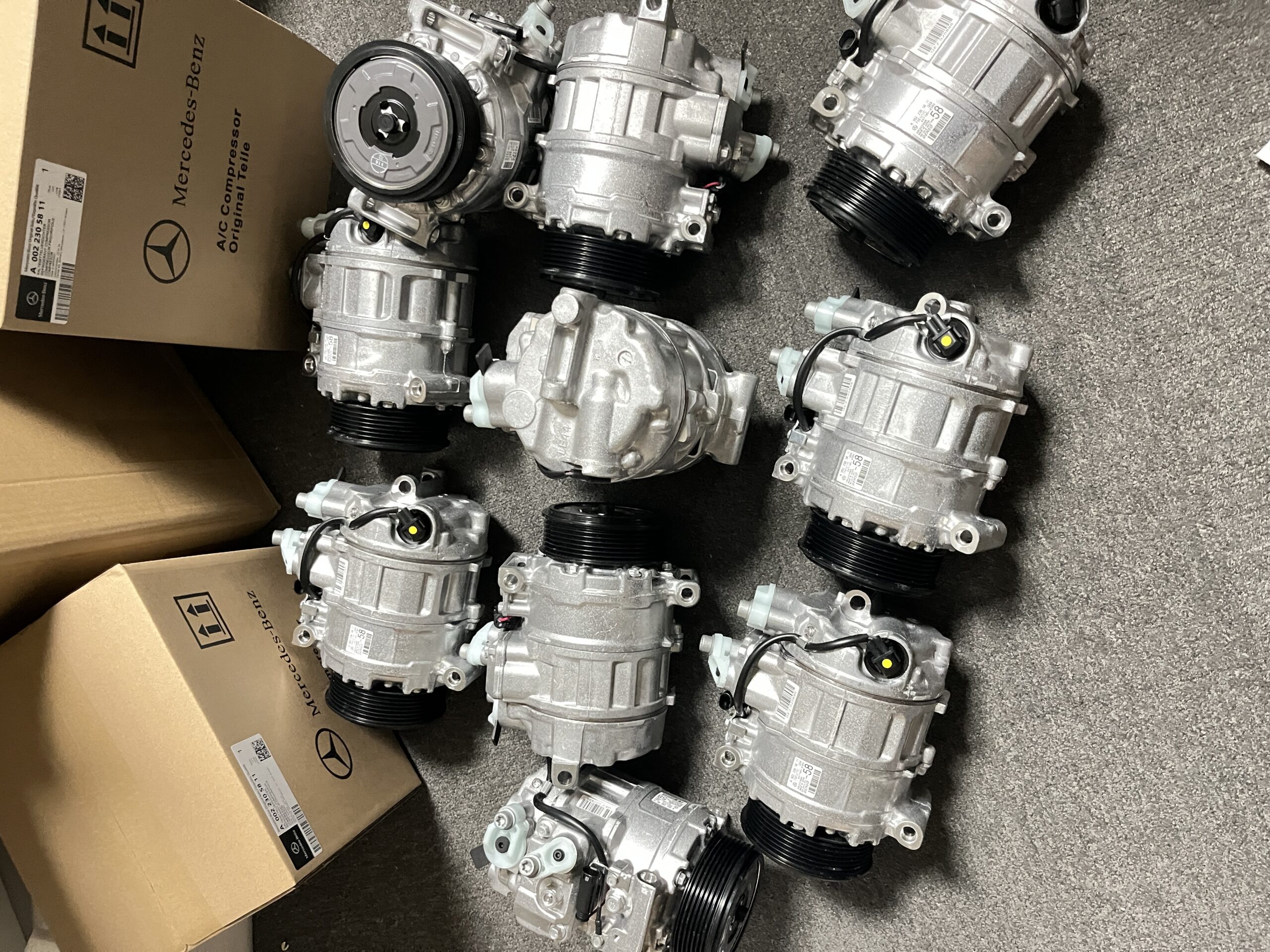 MERCEDES-BENZ X164 W164 W251 V251 AC Compressor  0012305711  00123079110012308611 0022303211  0022305811 0022308611 - 画像 (3)