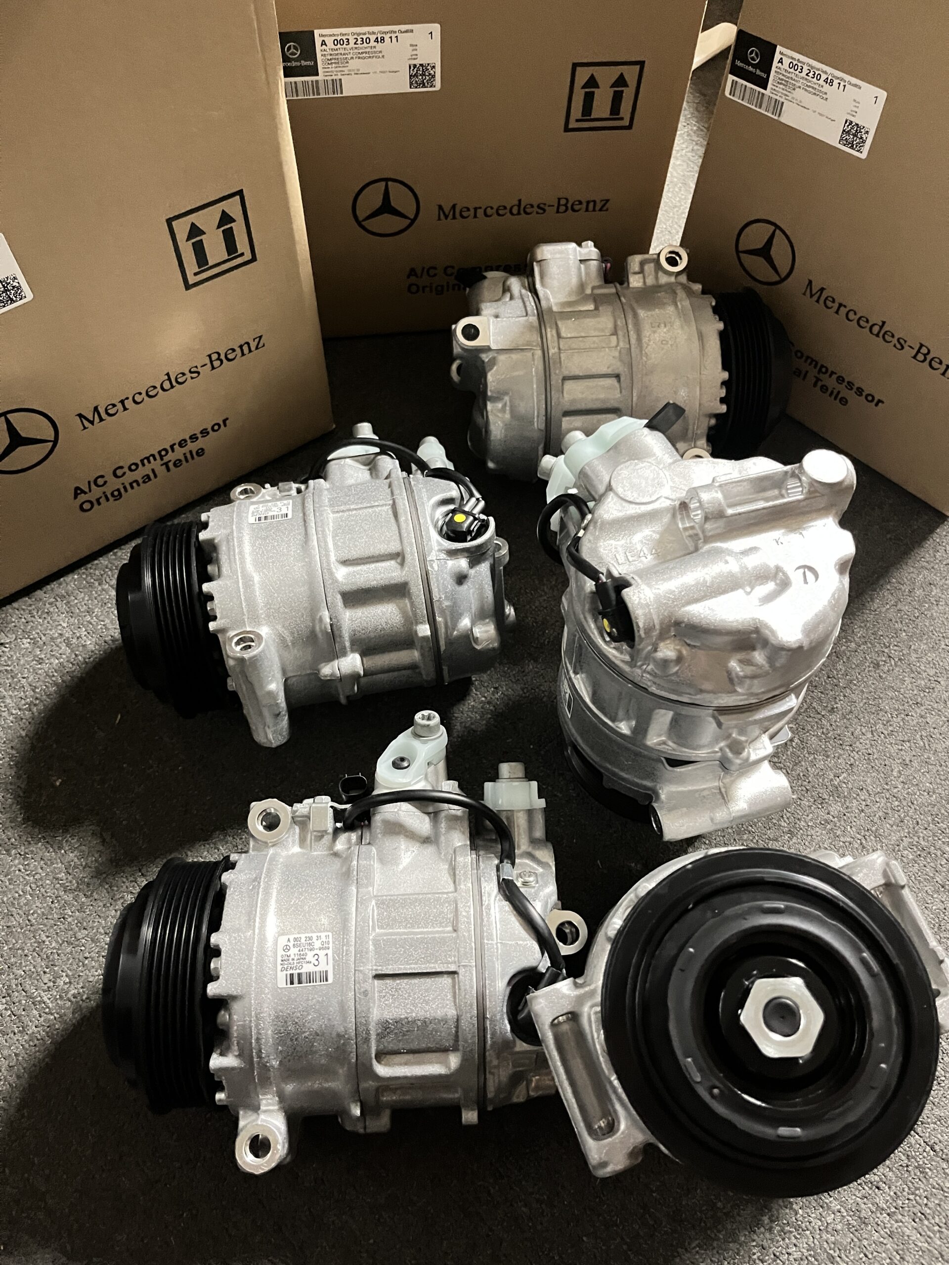 MERCEDES-BENZ W204 A/C Compressor  00323048110032304811  0022304411 0022304511 0022308411 - Image 2