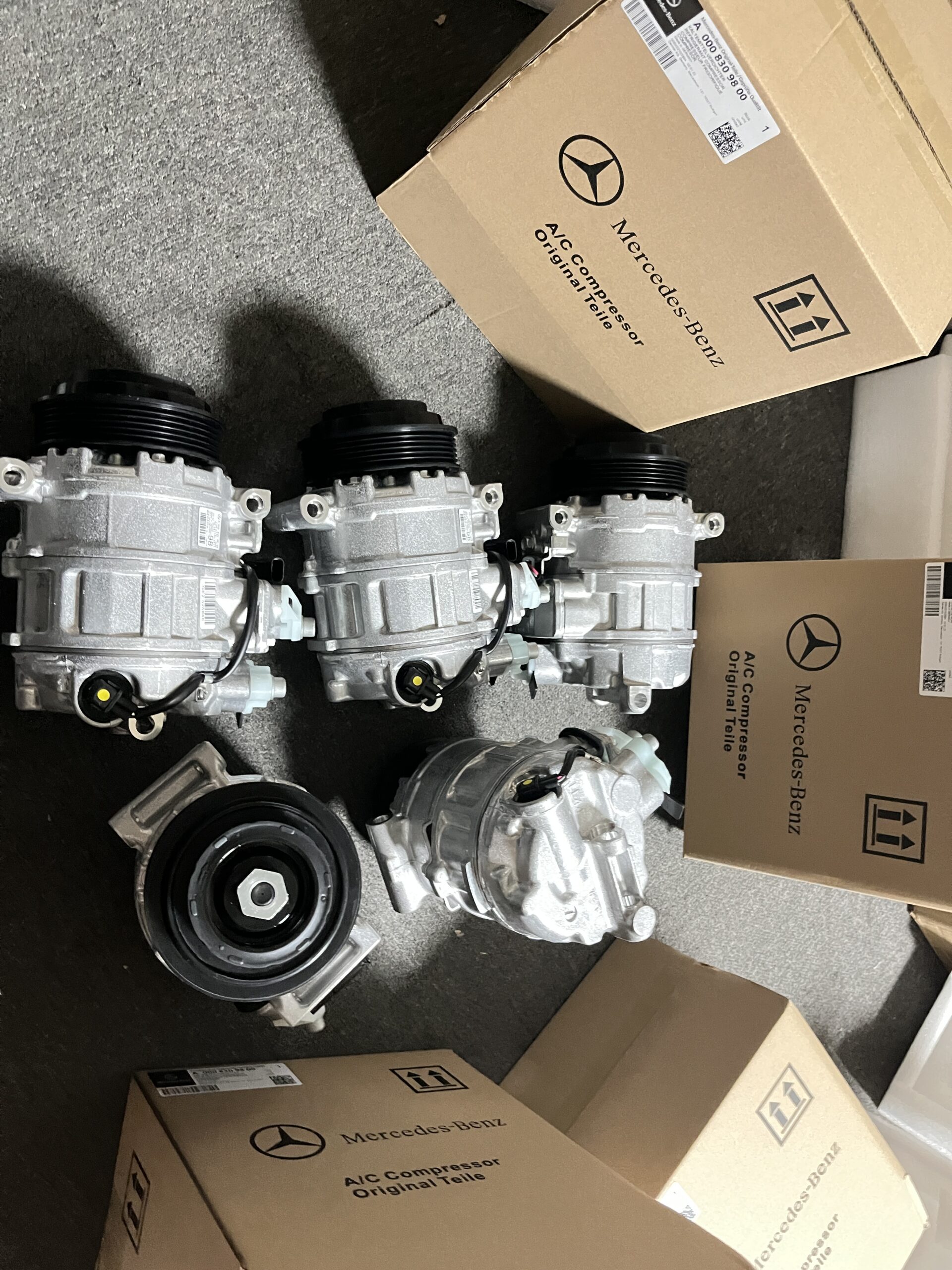 MERCEDES-BENZ X166 W166 C217 A/C AC Air Conditioning Compressor 0008309800 0008303501 0008306800 0008307602 0008309200 000830920080 - 图片 1