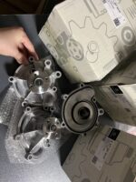 Mercedes-Benz  W204 water pump 2712010401 A2712001001 - Image 2