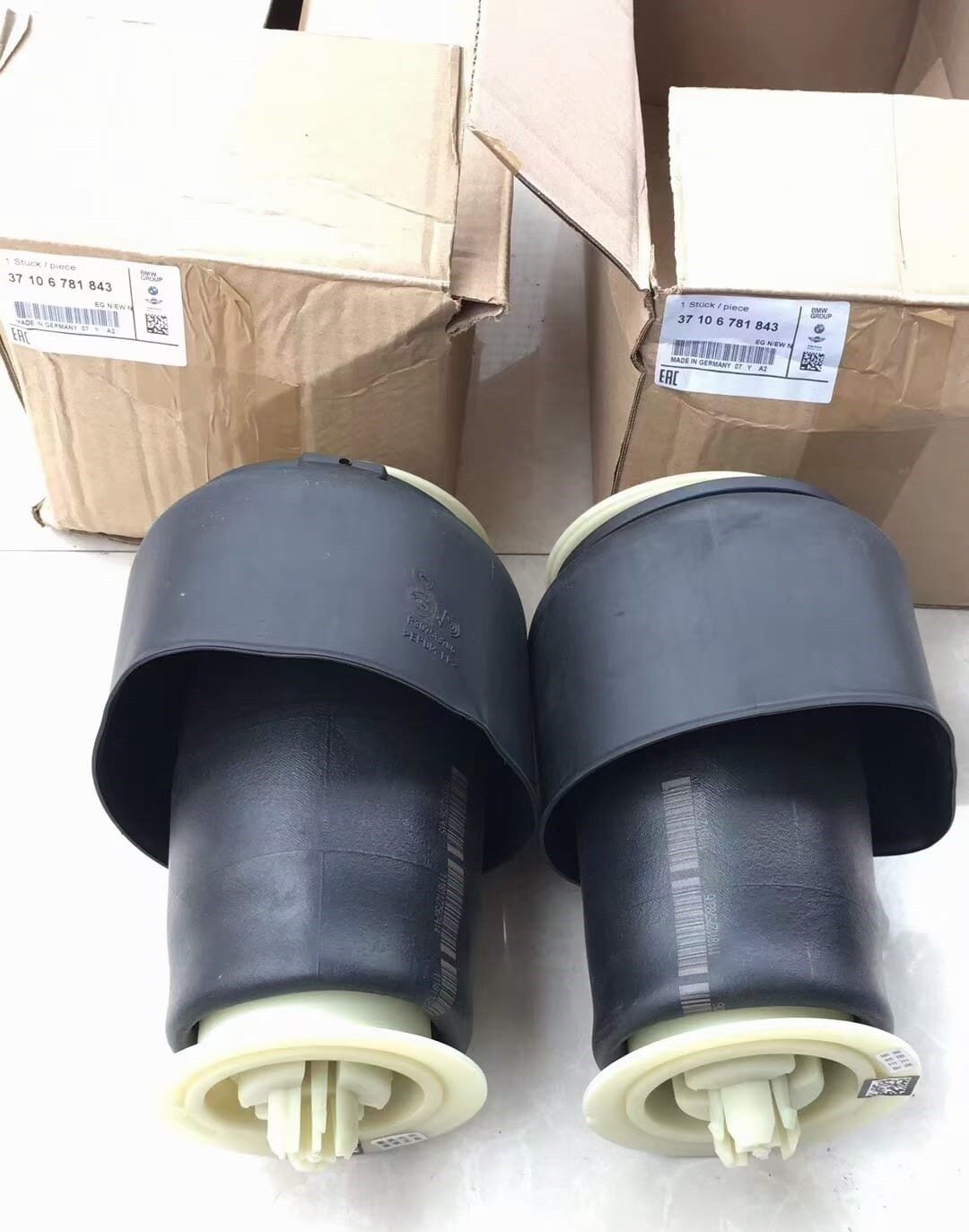 BMW Rear Air Suspension Spring Bag Strut 37106781827 37106781828 37106781843  37106781844 37106784378 37106784379 37106784380  37106784381  3716781827 - 图片 1