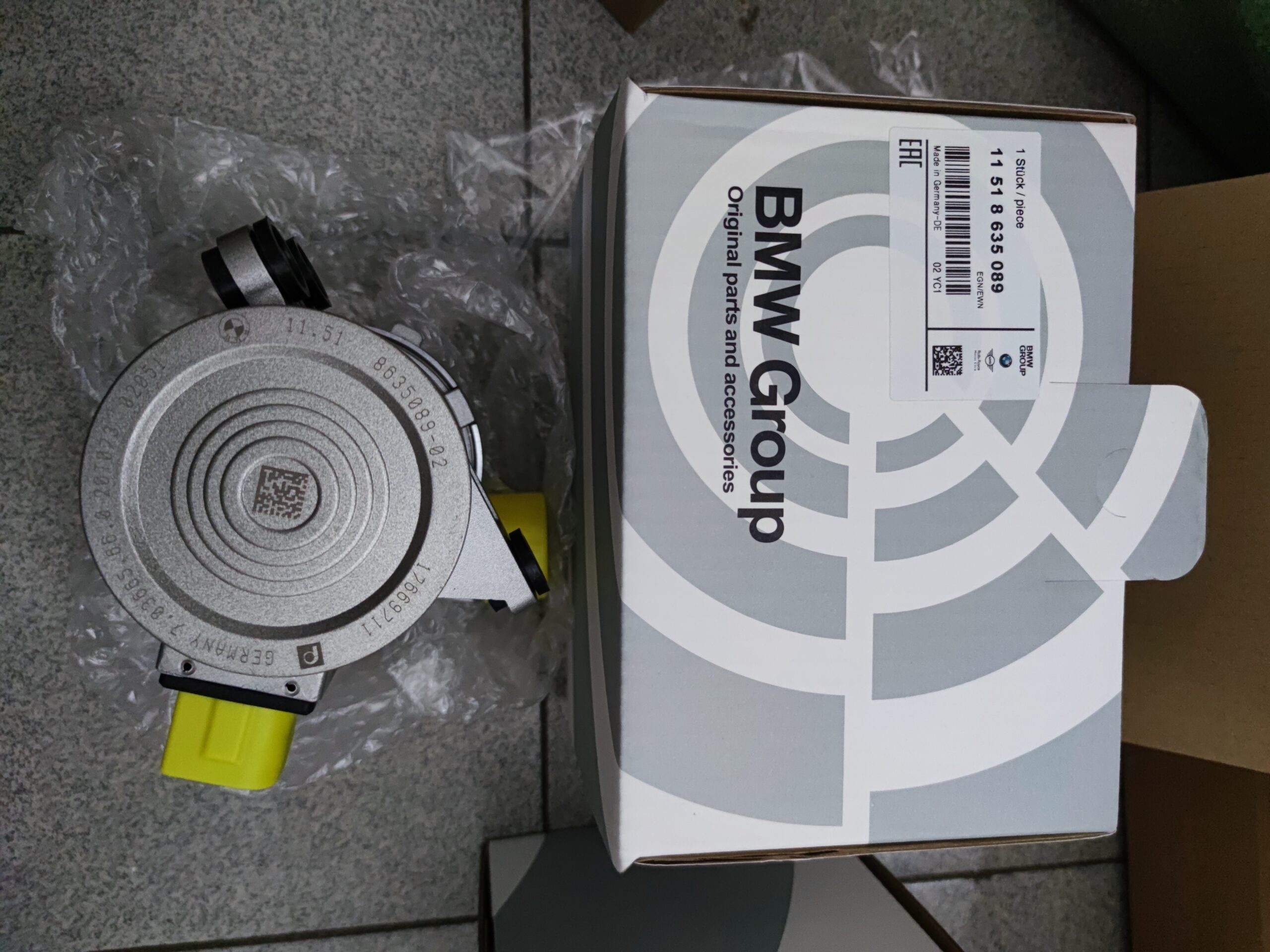 BMW  F80 F11 F10 F26 F20  Water Pump 11518635089 11517604027 11518625097 - Image 2