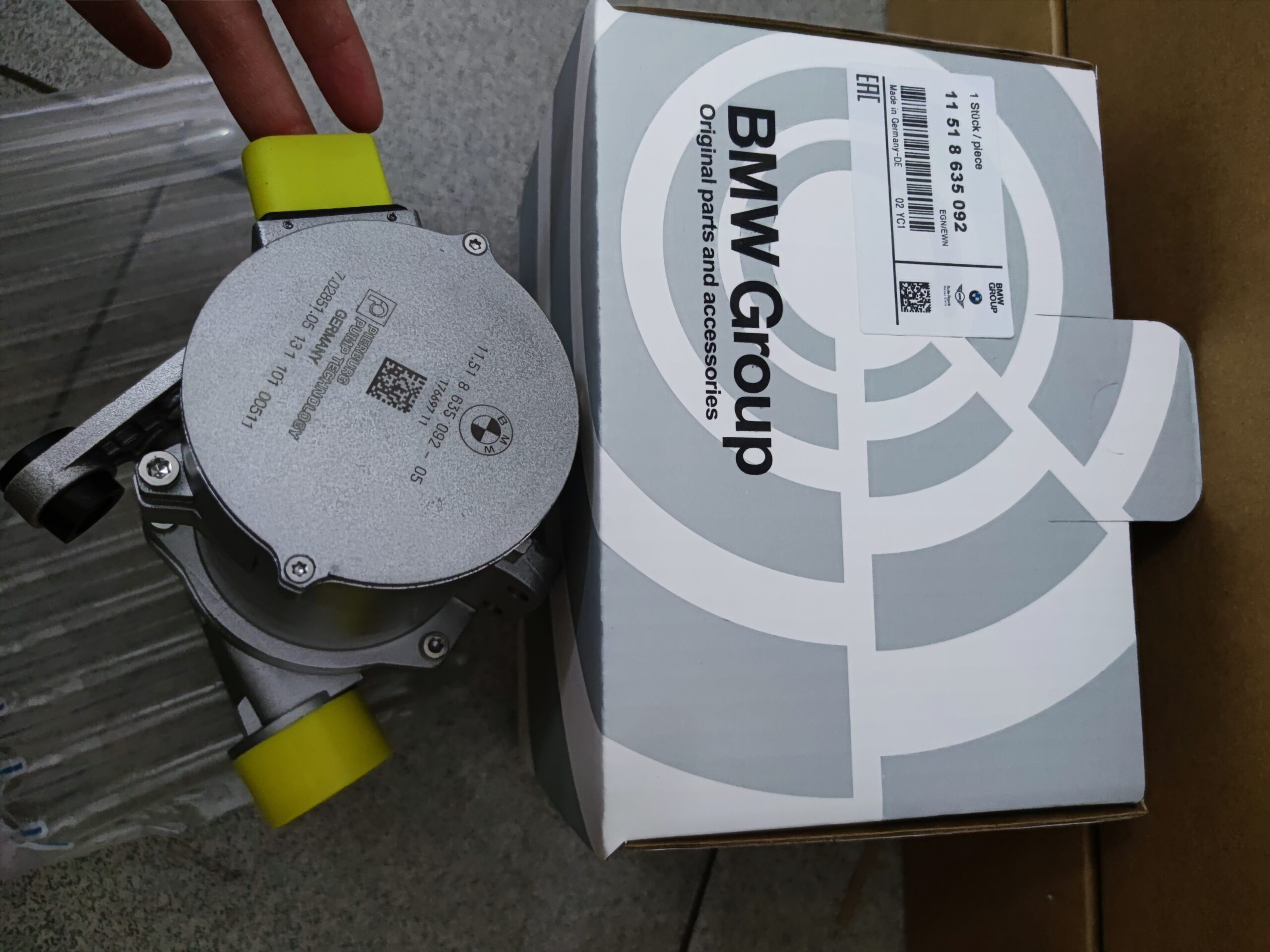 BMW F10 F25 F01 Water Pump  11517583836  11518635092 - Image 5
