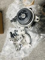 Land Rover Defender 110 Defender 90 Discovery Range Rover Range Rover Sport Velar Water Pump LR121418=T4A41037
