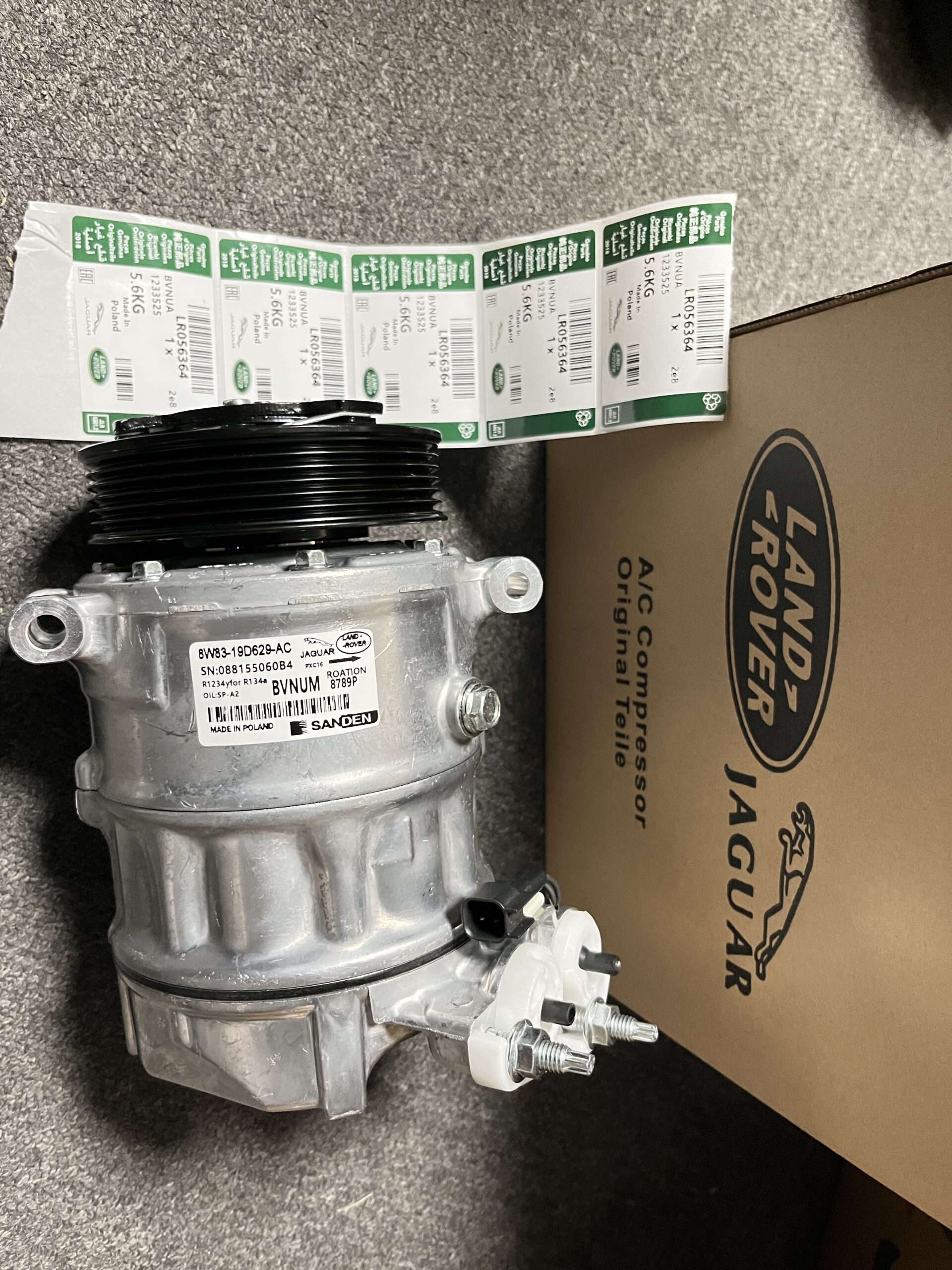 LAND ROVER   LR4 Range Rover AC Compressor  LR056364  LR010723 LR030218 JAGUAR  C2D20754 C2D2790 C2D38105 8W8319D629AD - Image 2