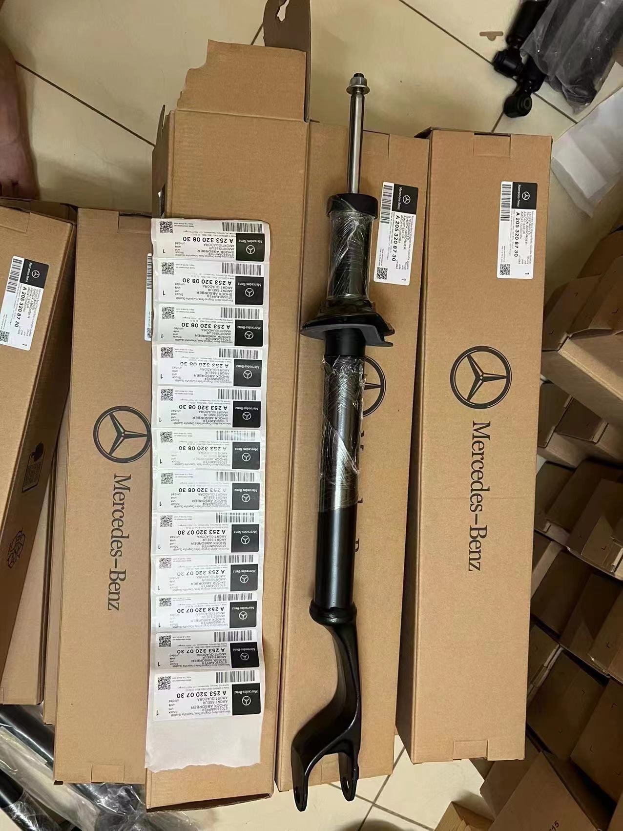 奔驰 减振器 2533200730 2533200830 MERCEDES-BENZ X253 C253 Front Right&Front Left Shock-Absorber Strut 2533200730 2533200830 2533200330 2533200530 2533200430 2533200630 - 画像 (1)