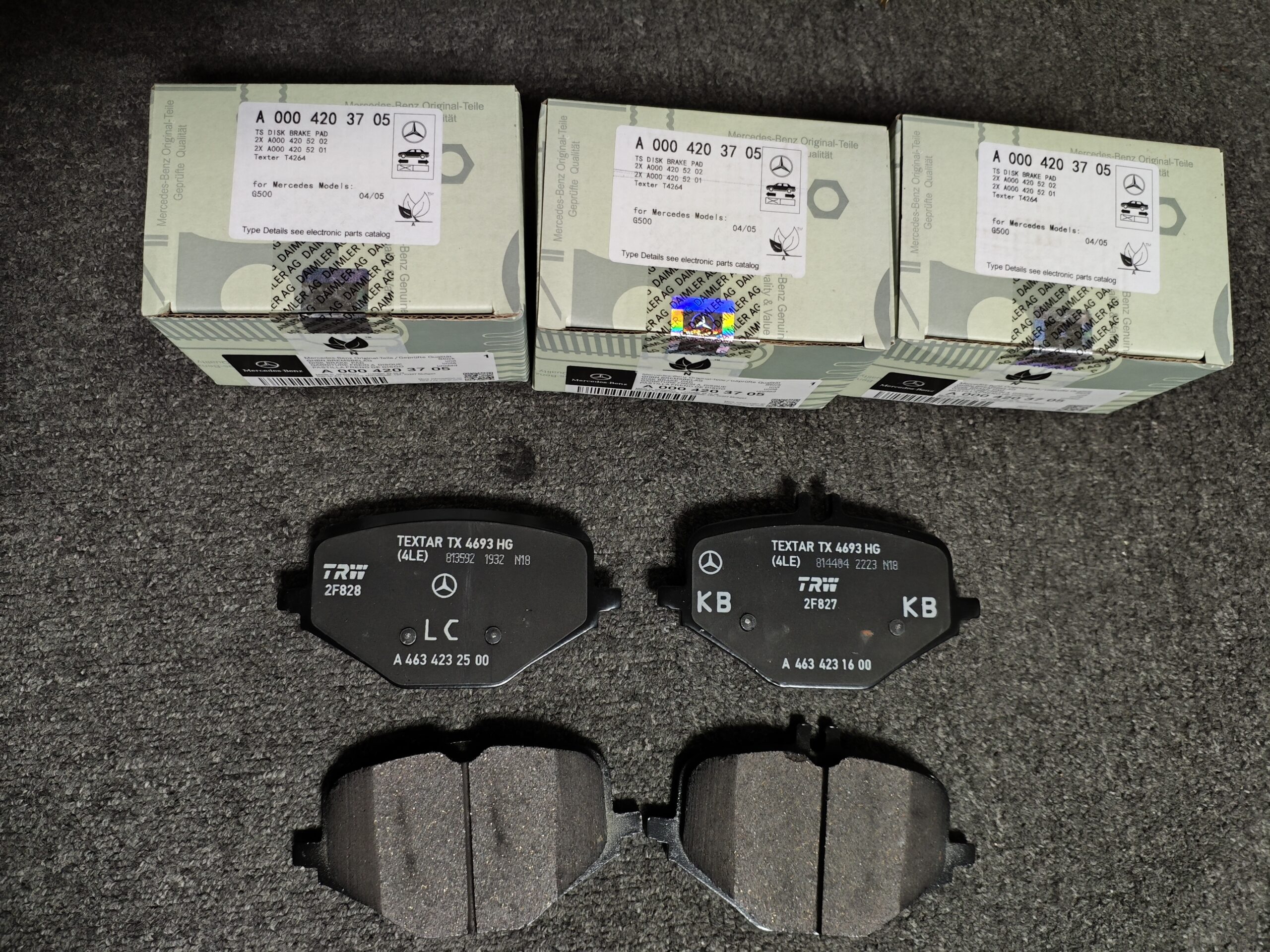 Mercedes-Benz  Brake Pad Set  Rear  W463 0004203705  0004203705  000420370564 0004205202 A0004203705 A000420370564  A0004205202 - Image 2