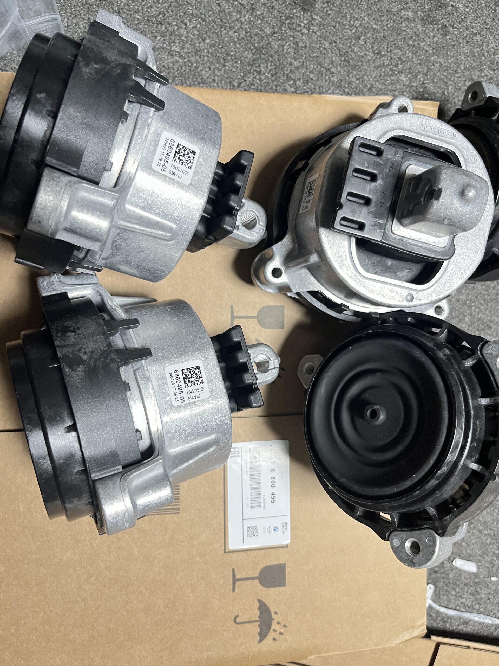 BMW   X3  G01  X4  G02   Engine Mount    22116860495   Left - Image 1