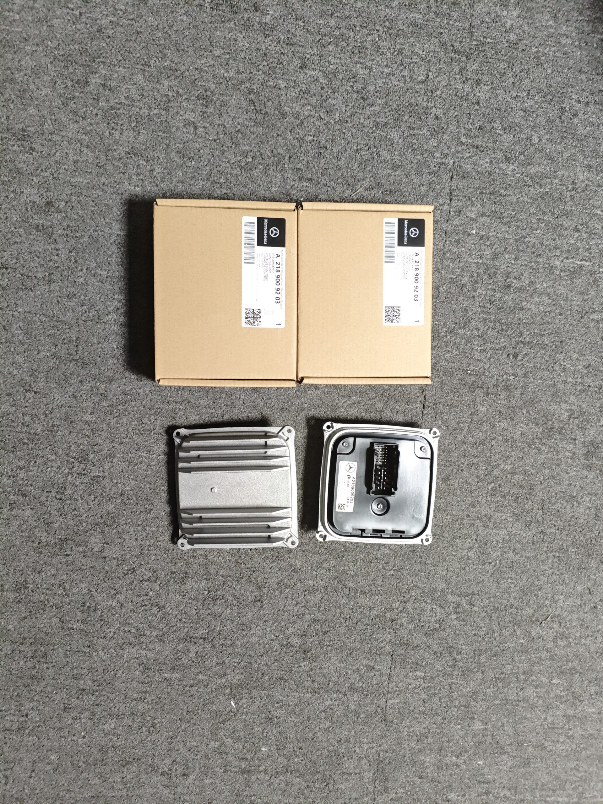 34353d090f7bfdd26c8ab21ca24c6bc A2189009203 A1668203689 Mercedes-Benz C218 Control Unit, lights 2189009203 1668203689 - 图片 1