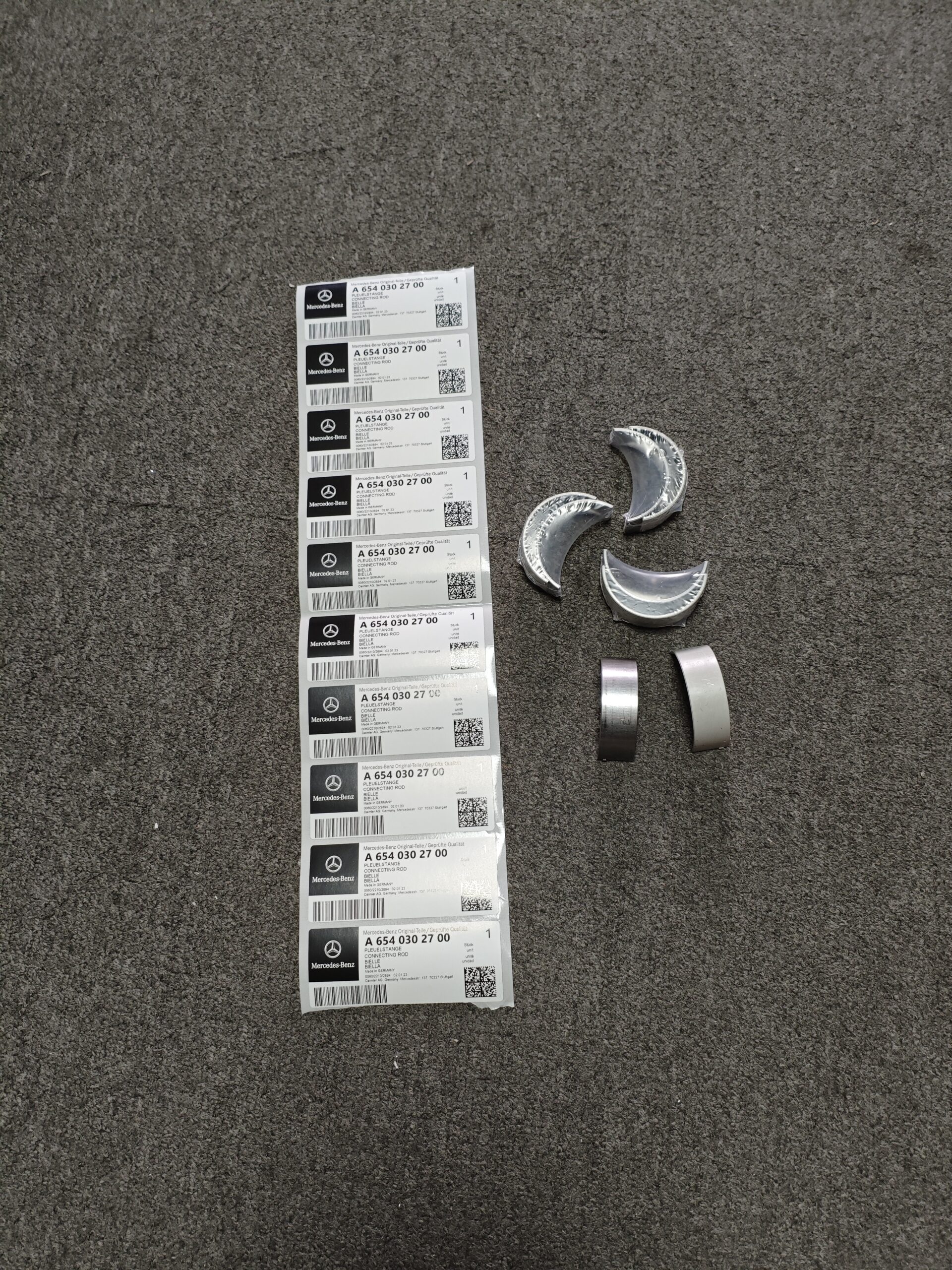 71cf21344086690b295c8e89140b666 A6540302700 Mercedes-Benz W213 C257 C238 Connecting Rod Bearing 6540302700 - Image 1