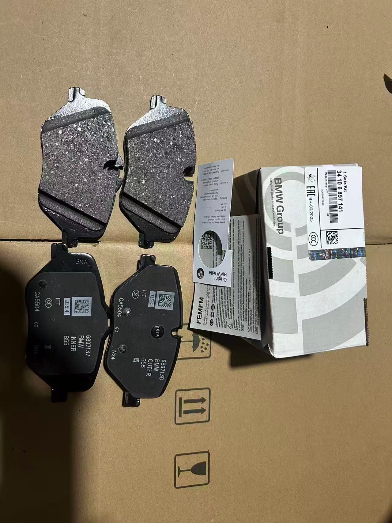 7ef399d8d2d6755b2abd21f7ebfde23 34106897141 BMW G60 G90 F70 Front Wheel Brake Pad Set 34108852291 - Image 1