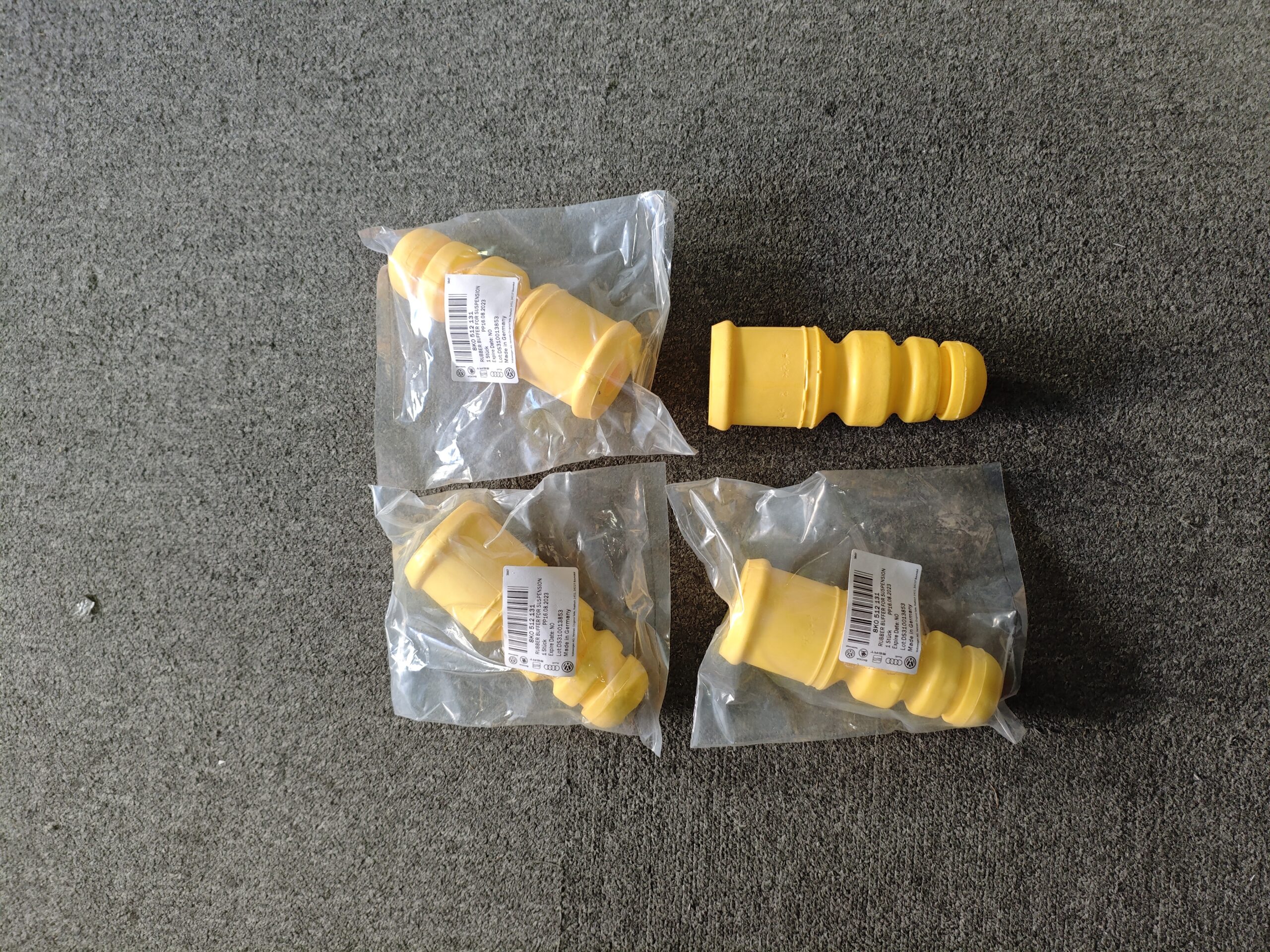 a72205043fe660e6870ffe0f98e7ec8 8K0512131 AUDI A4 Q5 A6 Rubber Buffer For Suspension Rear 8K0512131H - 图片 1