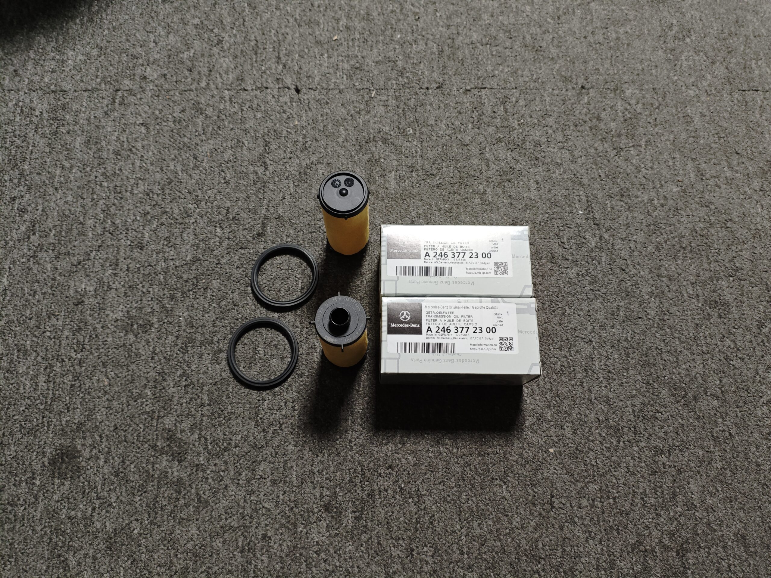 53bf744768bf9c1ba370c429b075957 A2463772300 A2463770495 A0229978045 Mercedes-Benz W176 W177 A/T Filter 2463772300 2463770495 0229978045 - Image 1