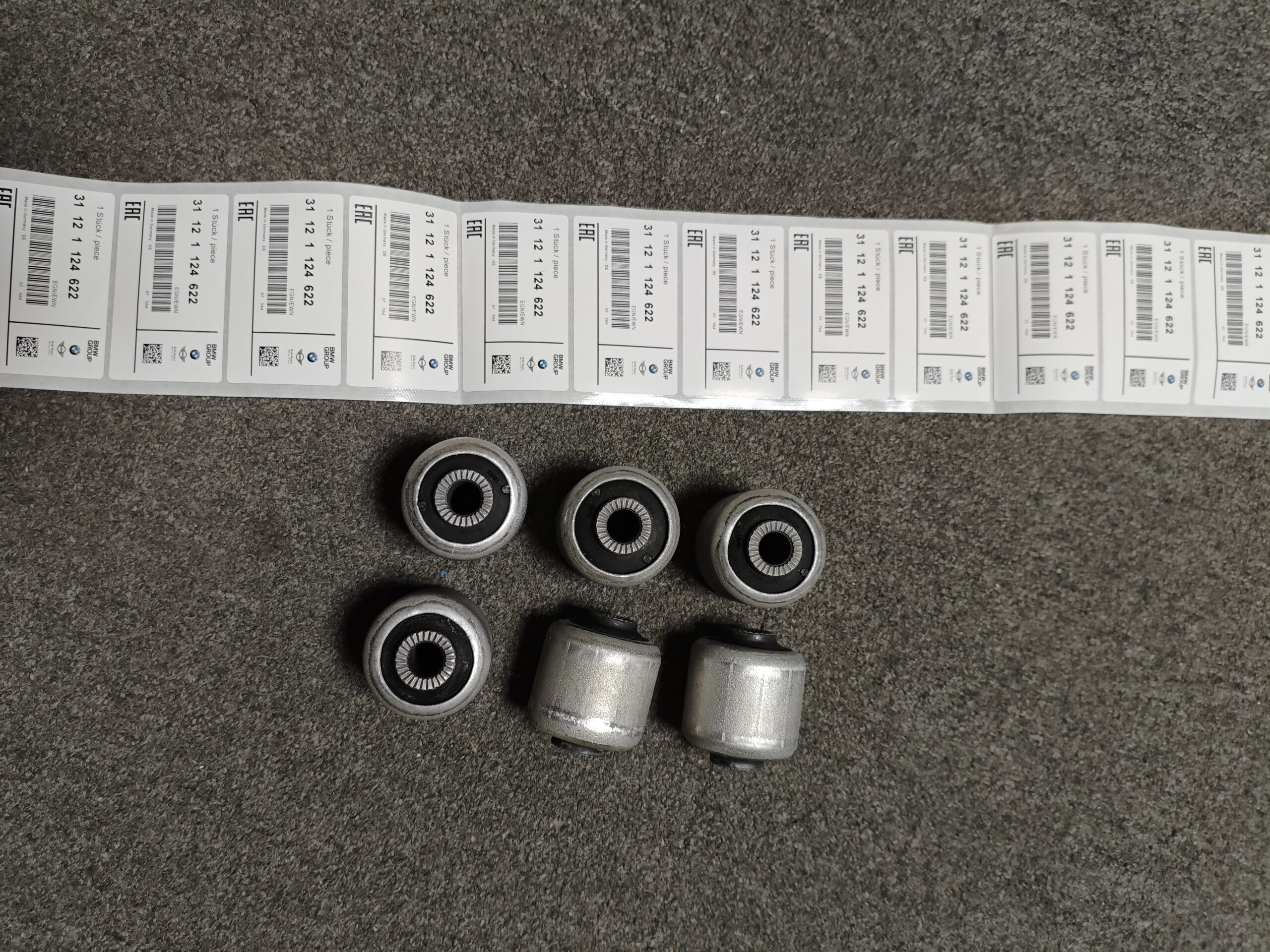 60d52575c7fd729e579ed4fea78529d 31121124622 BMW E28 E34 E32 Suspension Bushing Front Axle 31126767651 - 画像 (1)