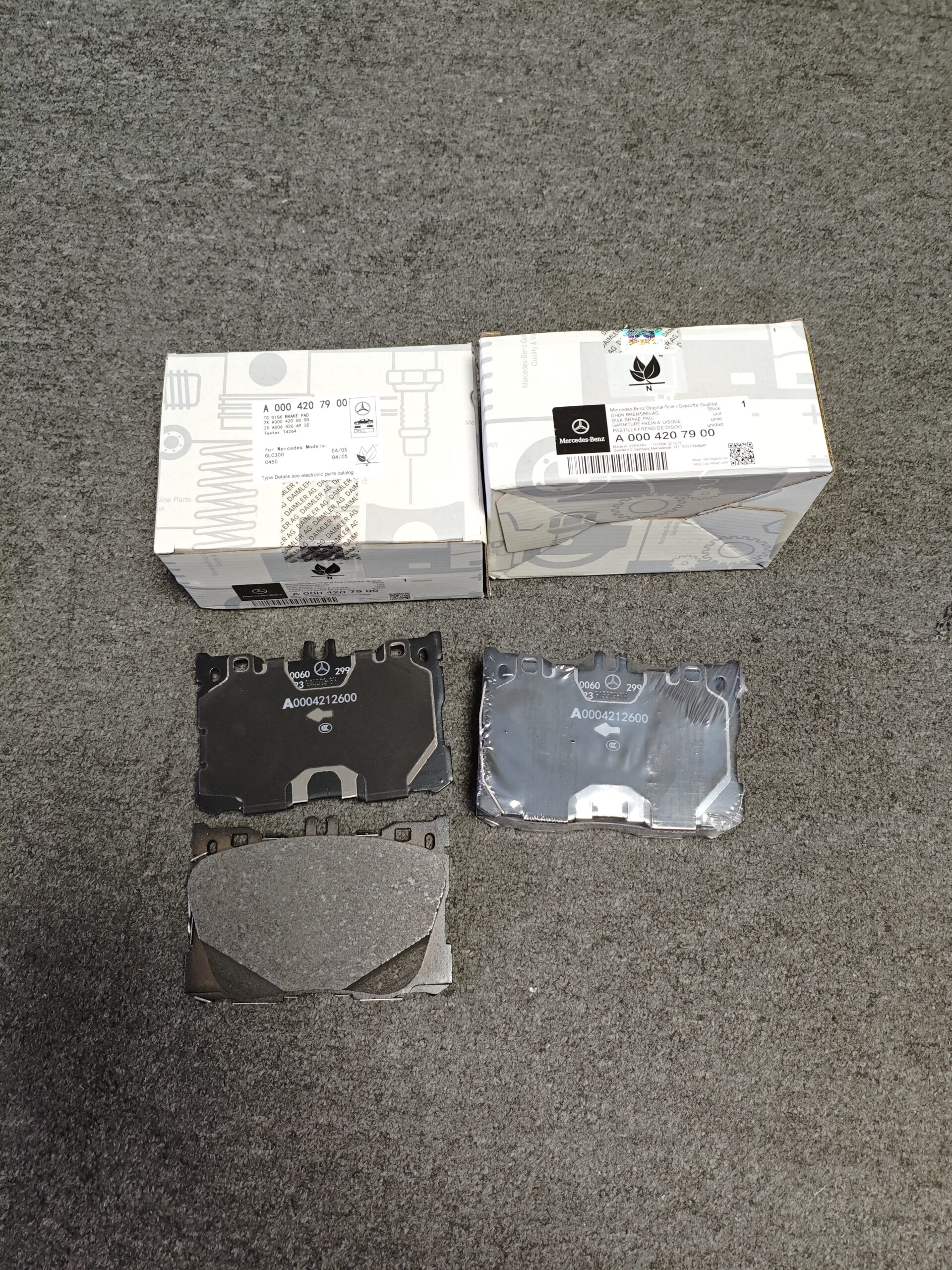 f6d623f6a06966b417305668716ae68 A0004207900 A0004205000 A0004204900 Mercedes-Benz C257 W205 W213 Front Wheel Brake Pad Set 0004207900 0004205000 0004204900 - 图片 1