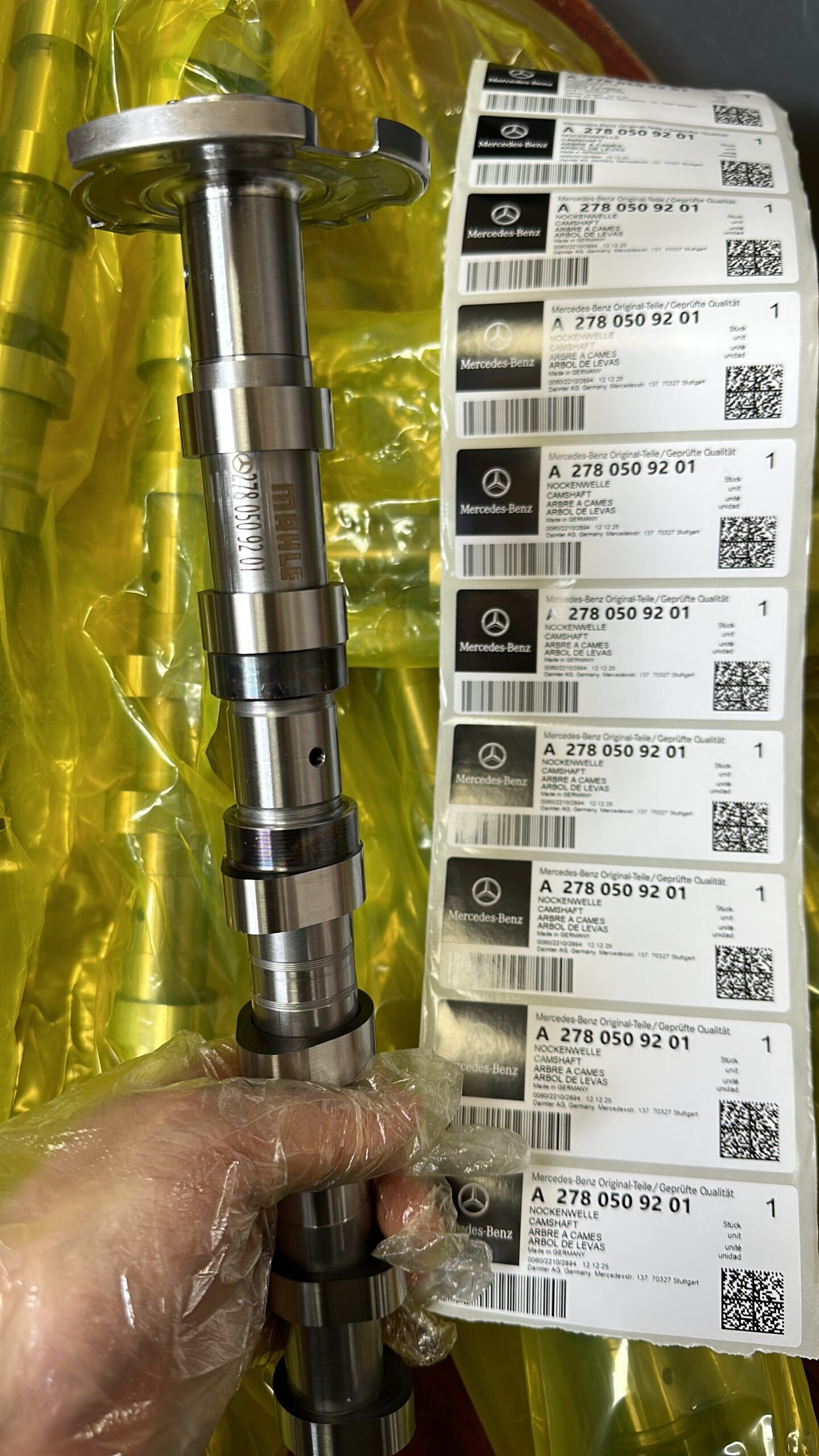 奔驰 凸轮轴杆 2740509201 2740509201 Mercedes-Benz Camshaft A2740509201 - 画像 (1)