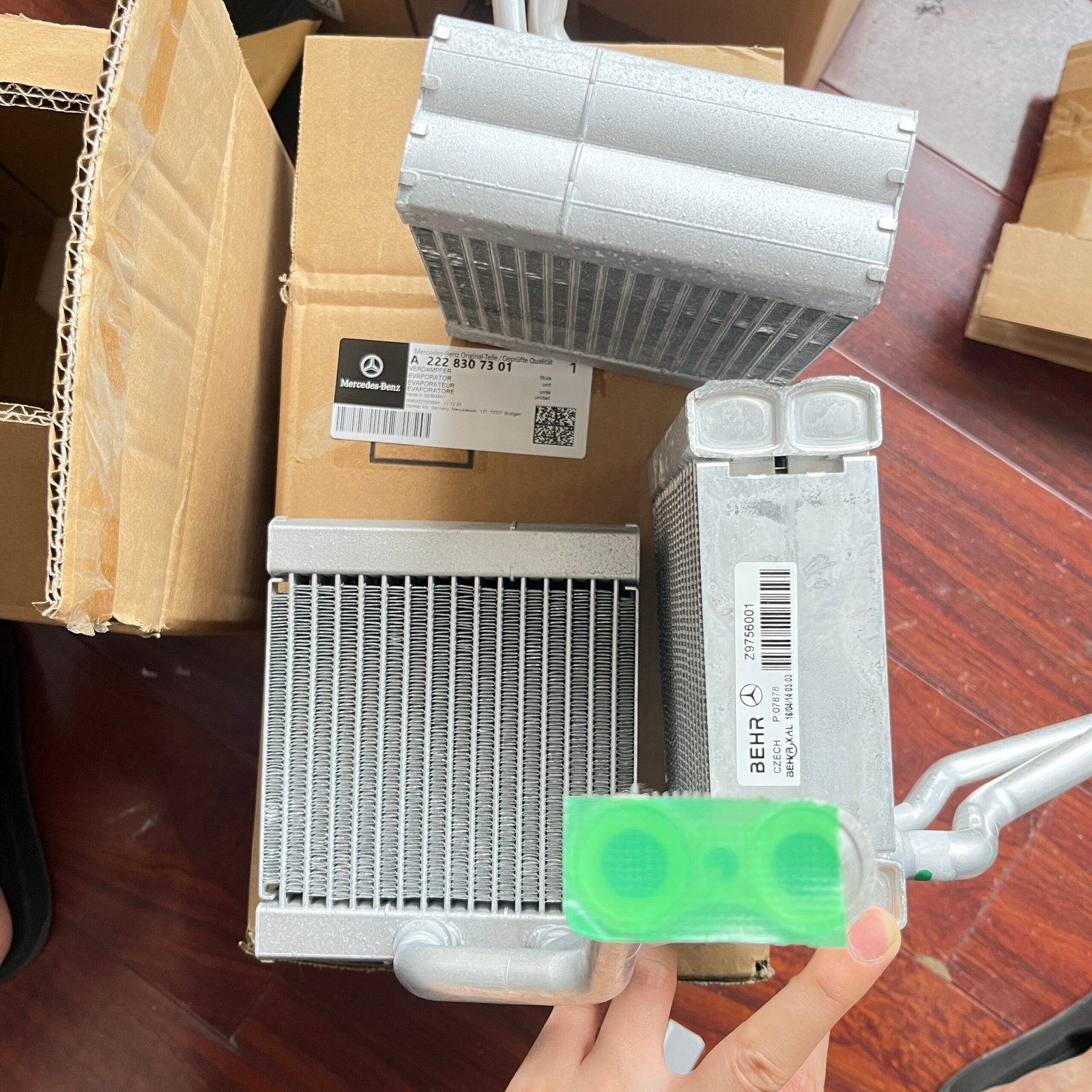 奔驰 空调蒸发器 A2228307301 2228307301 Mercedes-Benz Air Conditioning Evaporator A2228307301 - Image 1