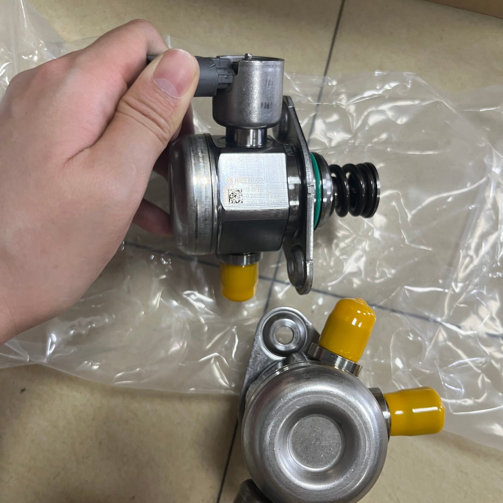奔驰 高压泵 0261520222 0261520222 Mercedes-Benz High Pressure Pump A0261520222 - 画像 (1)