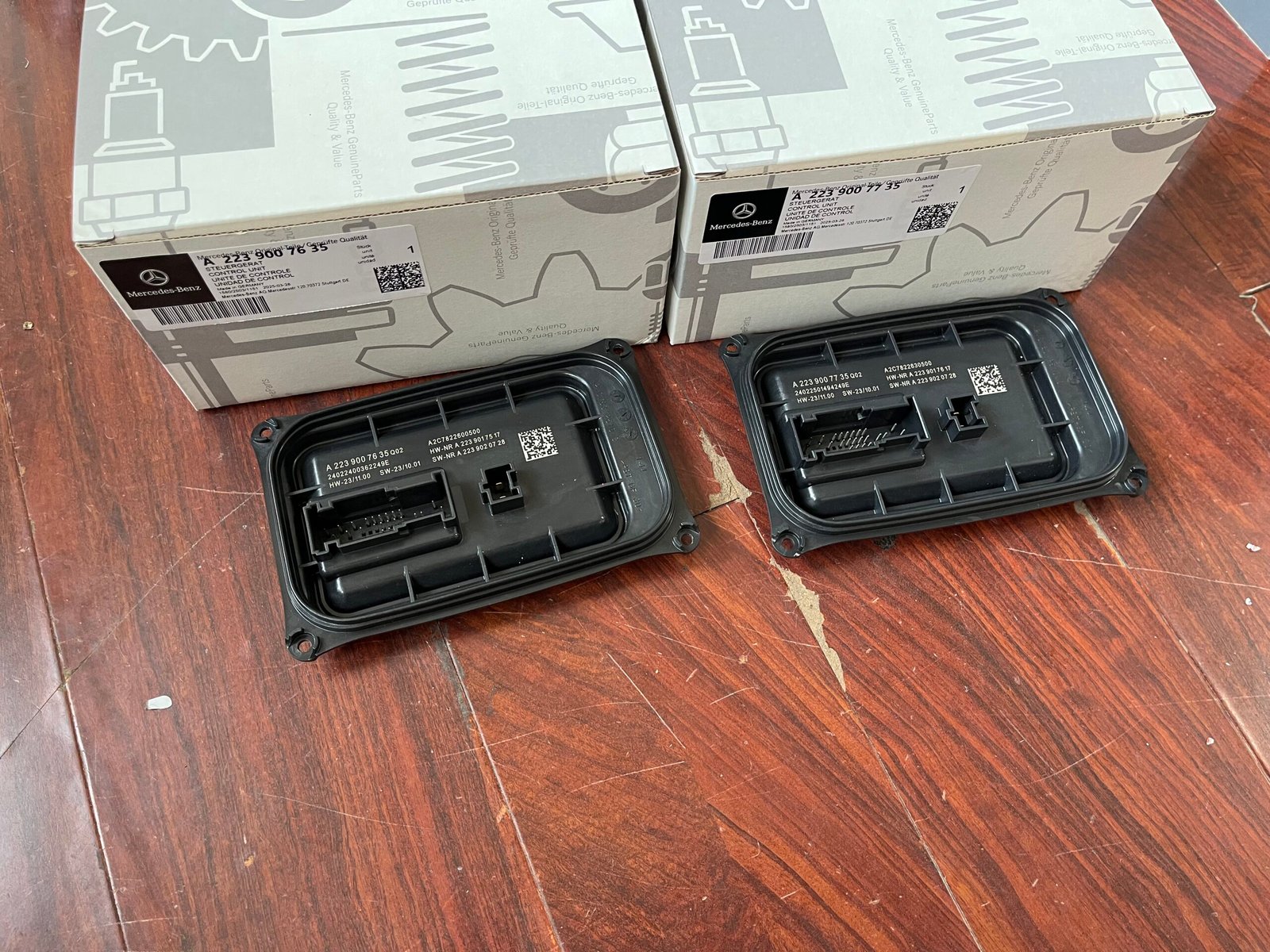 奔驰 大灯控制单元 2239007635 A2239007635 Headlight control unit for Mercedes-Benz GLC-Class W254 2239007635 - Image 1